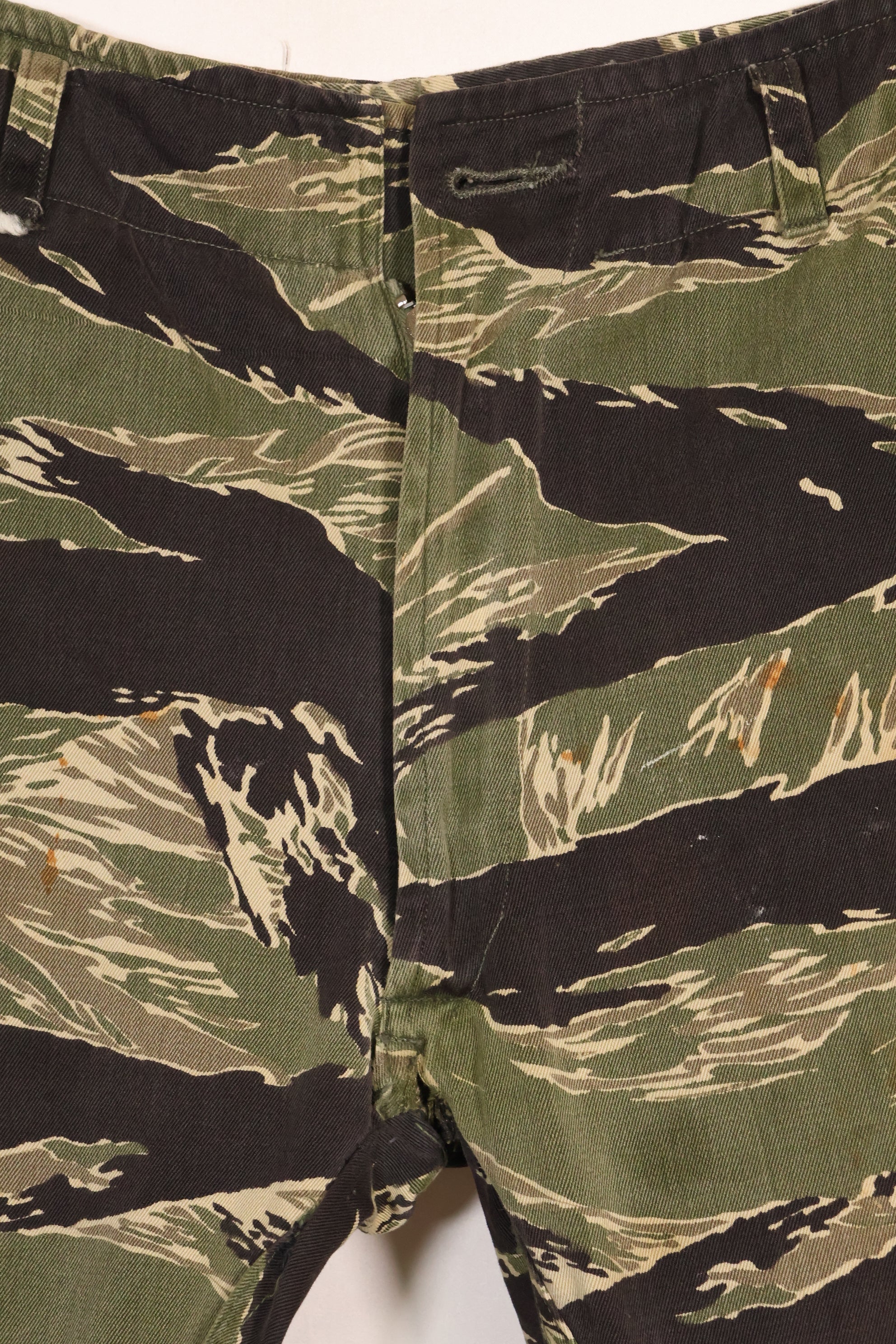 1960年代中頃　沖縄タイガーパターン　USカット改造　タイガーストライプパンツ　中古品