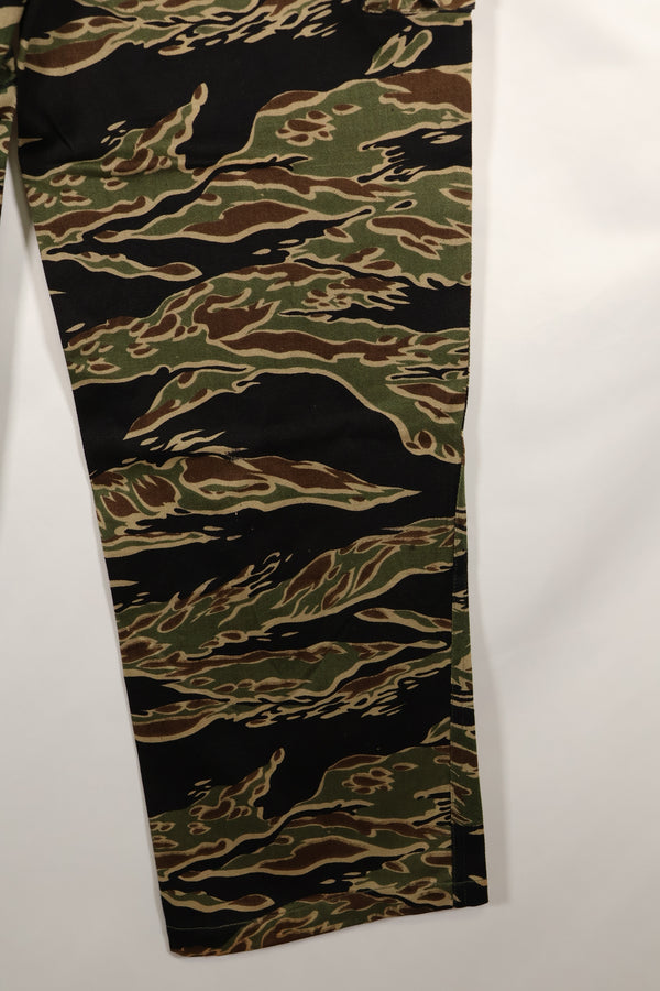 Mid-1960s Deadstock Early Gold Tiger Stripe Pants Size S-R US Cut