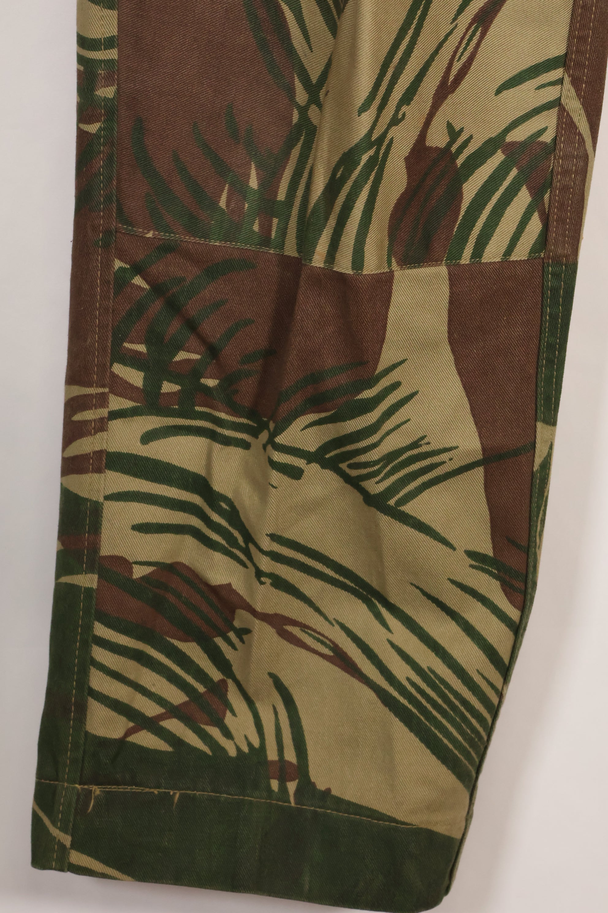 実物　ローデシア軍　ローデシア迷彩　パンツ　退色あり　中古品