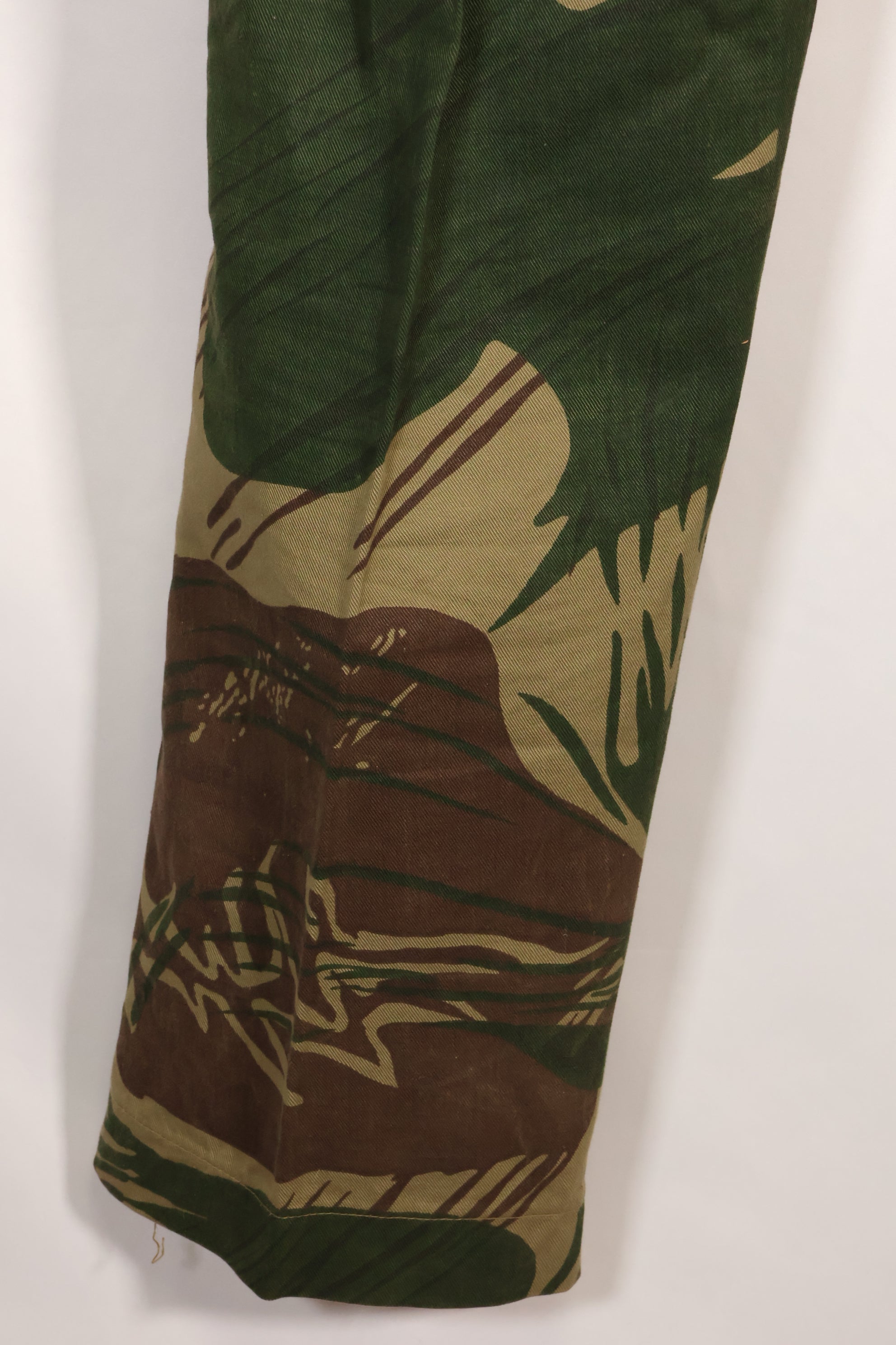 実物　ローデシア軍　ローデシア迷彩　パンツ　退色あり　中古品