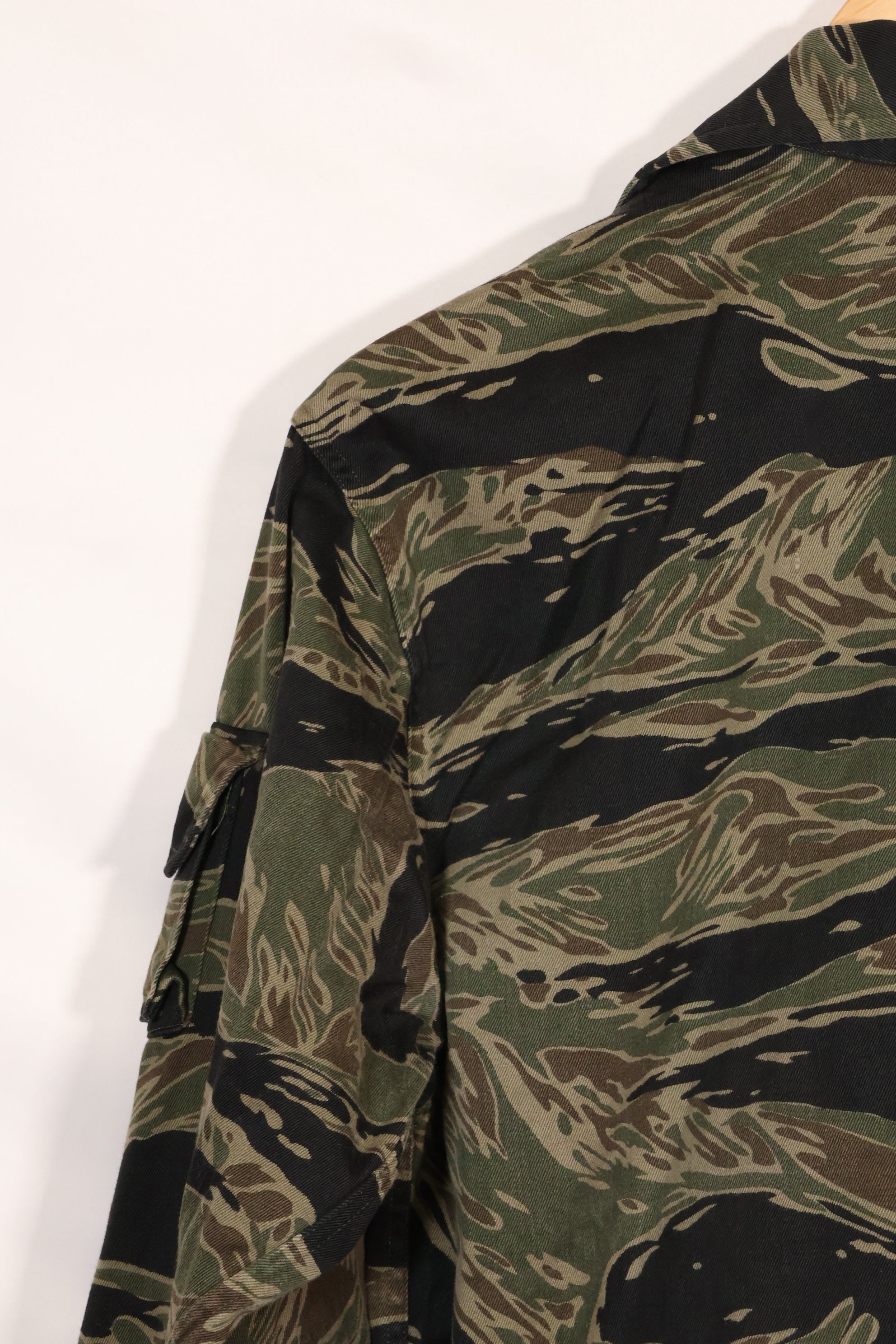 1960年代　US-M　シルバータイガー　タイガーストライプシャツ　着用感少ない　状態良い　中古品