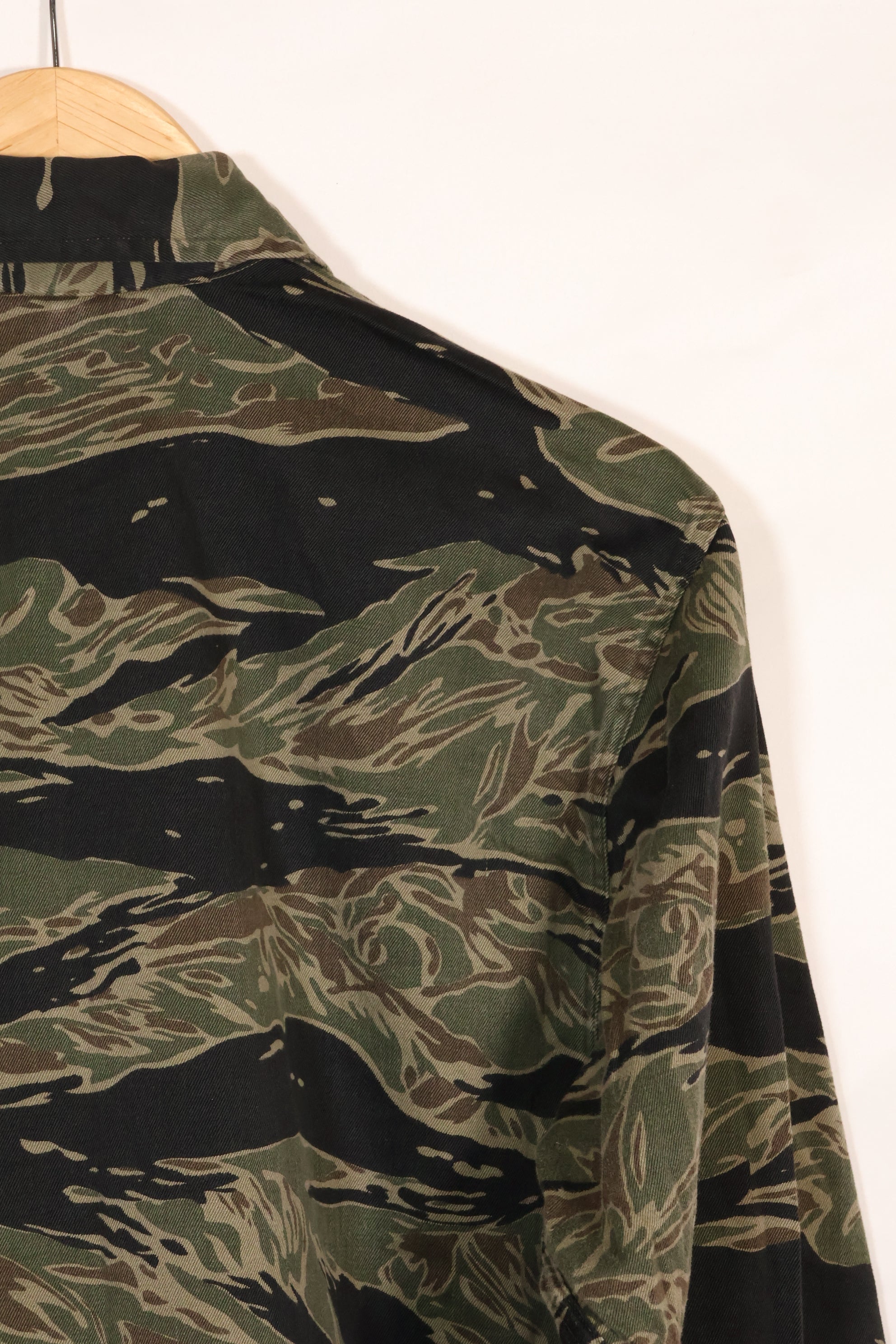 1960年代　US-M　シルバータイガー　タイガーストライプシャツ　着用感少ない　状態良い　中古品