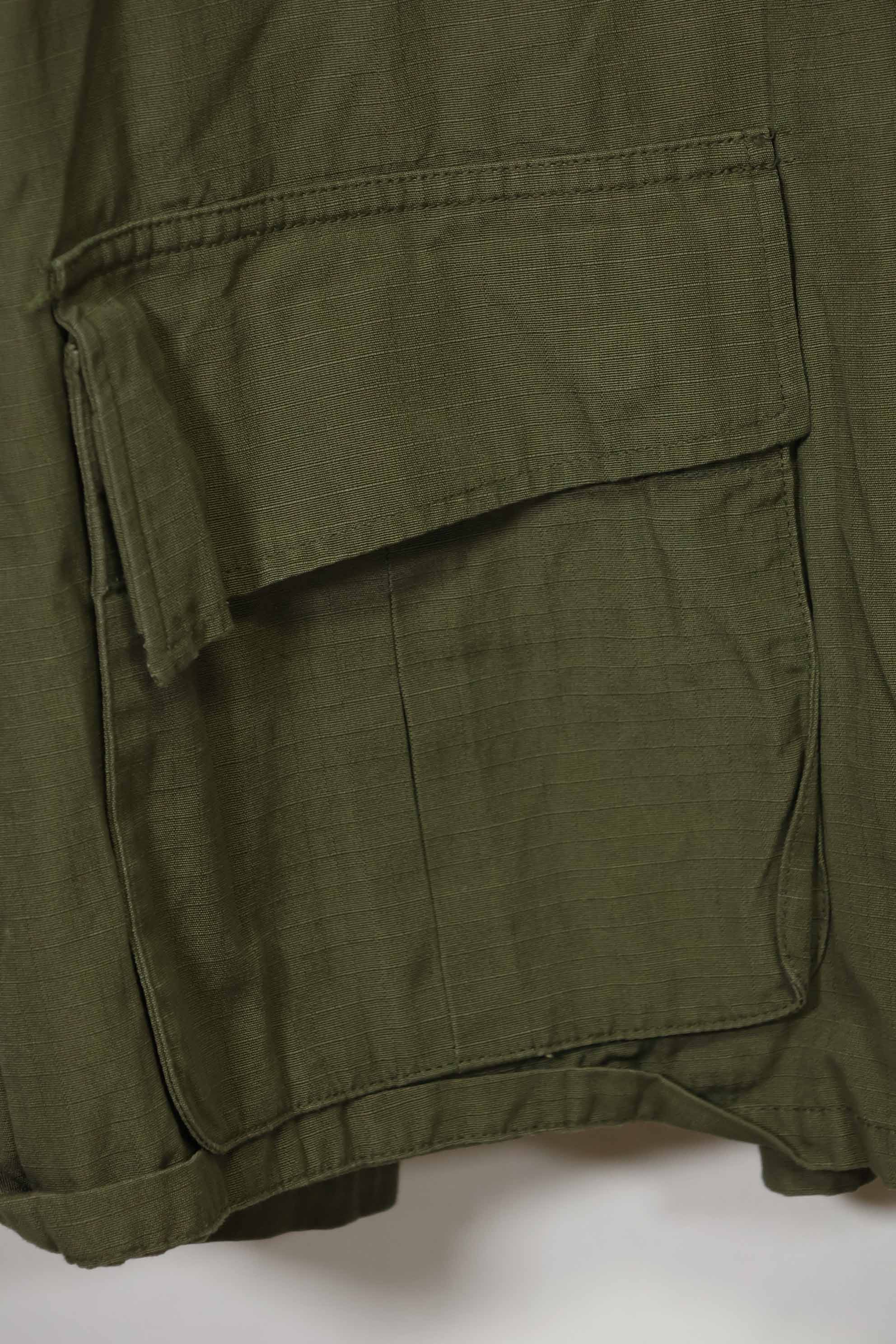 正品 1969 年全新库存第四代丛林迷彩夹克，长袖 D 码