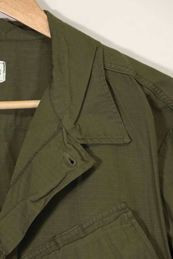 正品 1969 年全新库存第四代丛林迷彩夹克，长袖 D 码