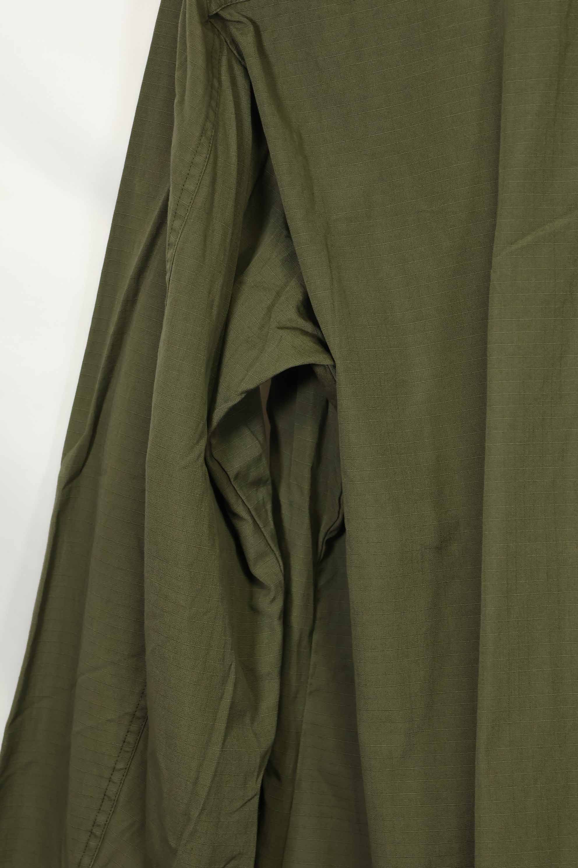 正品 1969 年全新库存第四代丛林迷彩夹克，长袖 D 码