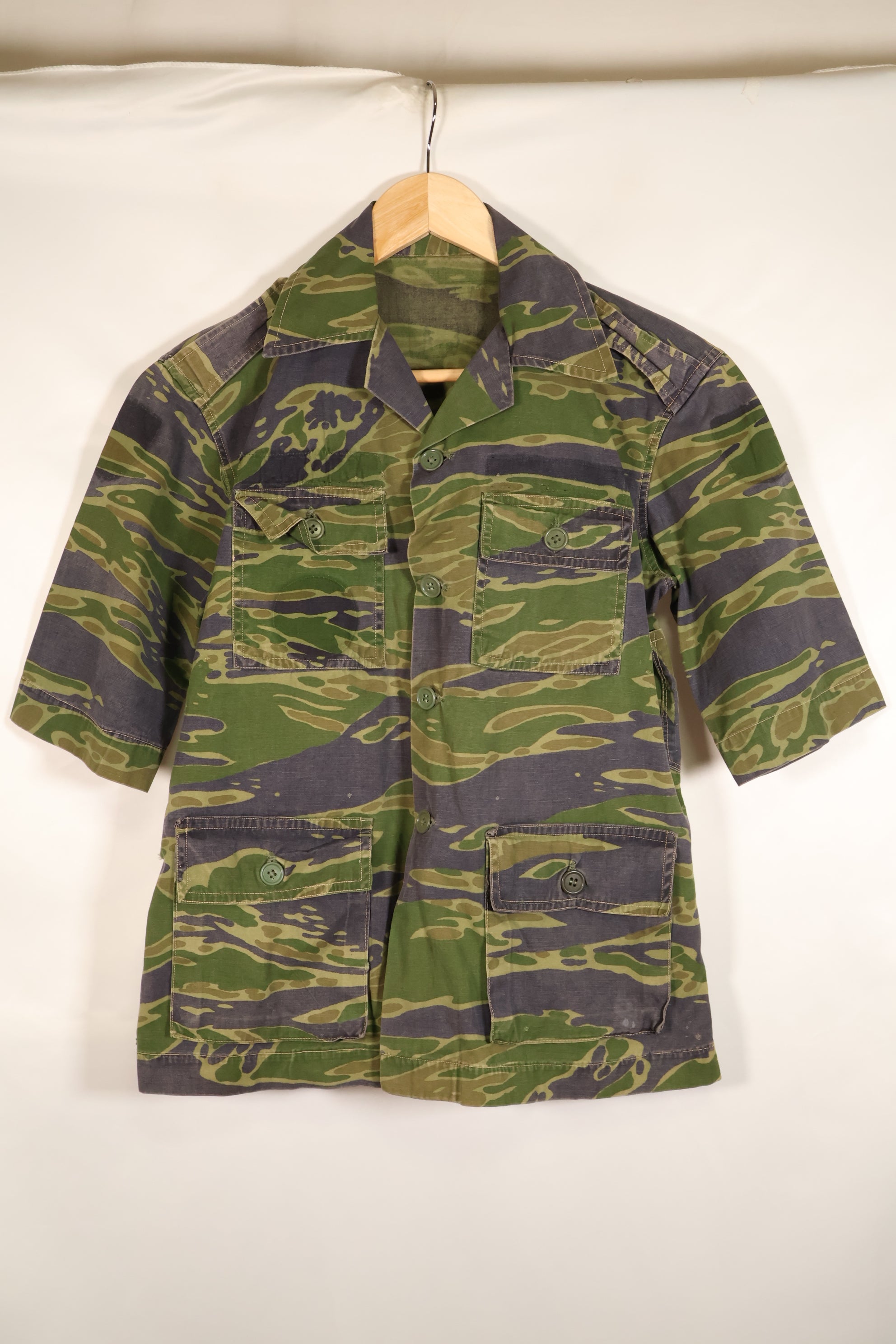 Authentic Fabric, Postwar Sewn, South Vietnamese Marine Corps (VNMC), 5th Pattern, Tiger Stripe Shirt, Used