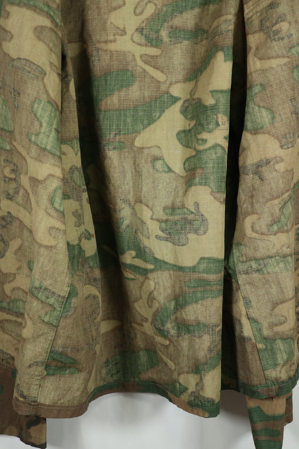 実物生地　南ベトナム　M59 ユーティリティ 空挺シャツ　パッチ後付け　未使用品