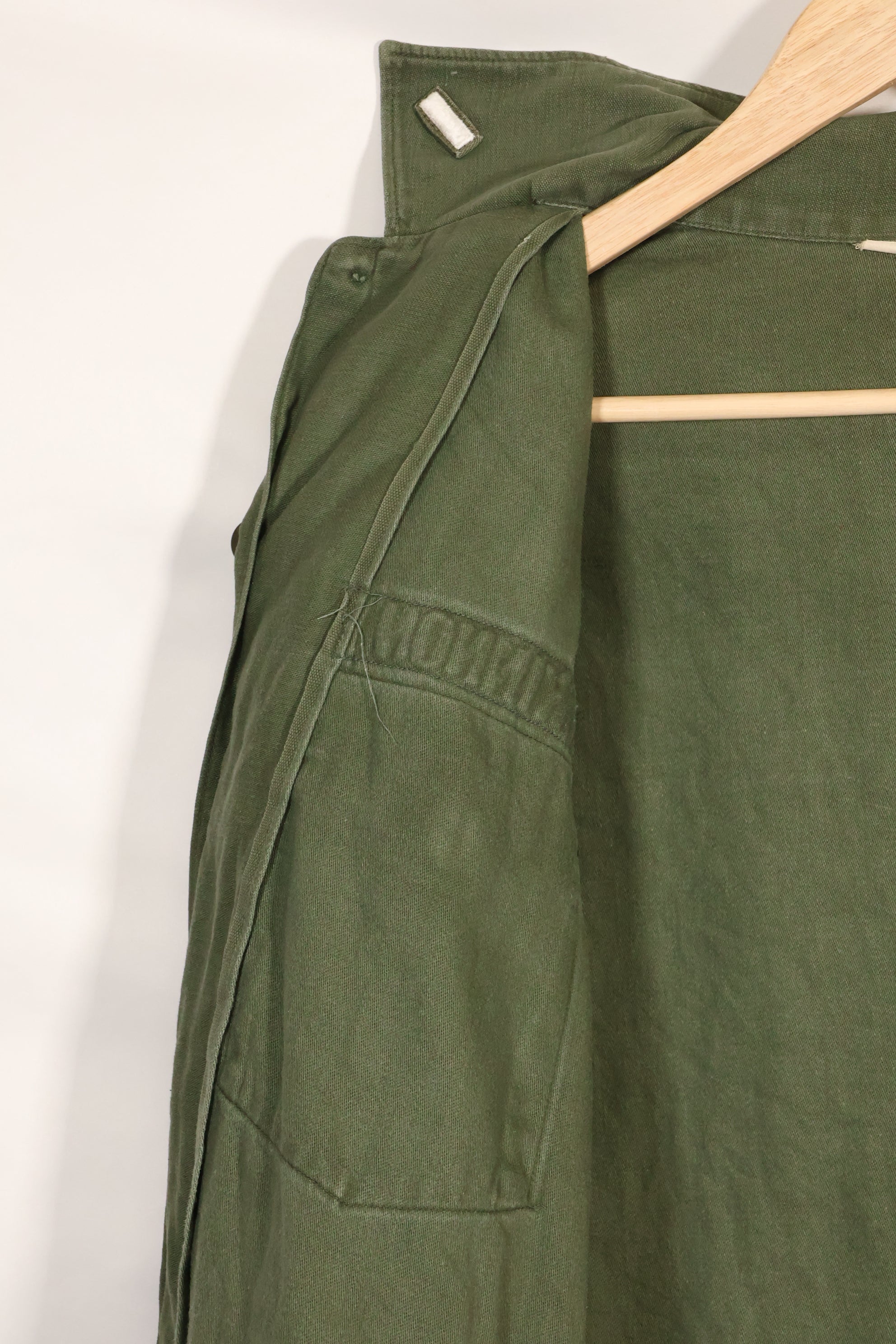 1967年契約　スヌーピーパッチ　アメリカ海軍　USN　OG-107　ユーティリティシャツ　中古品　B