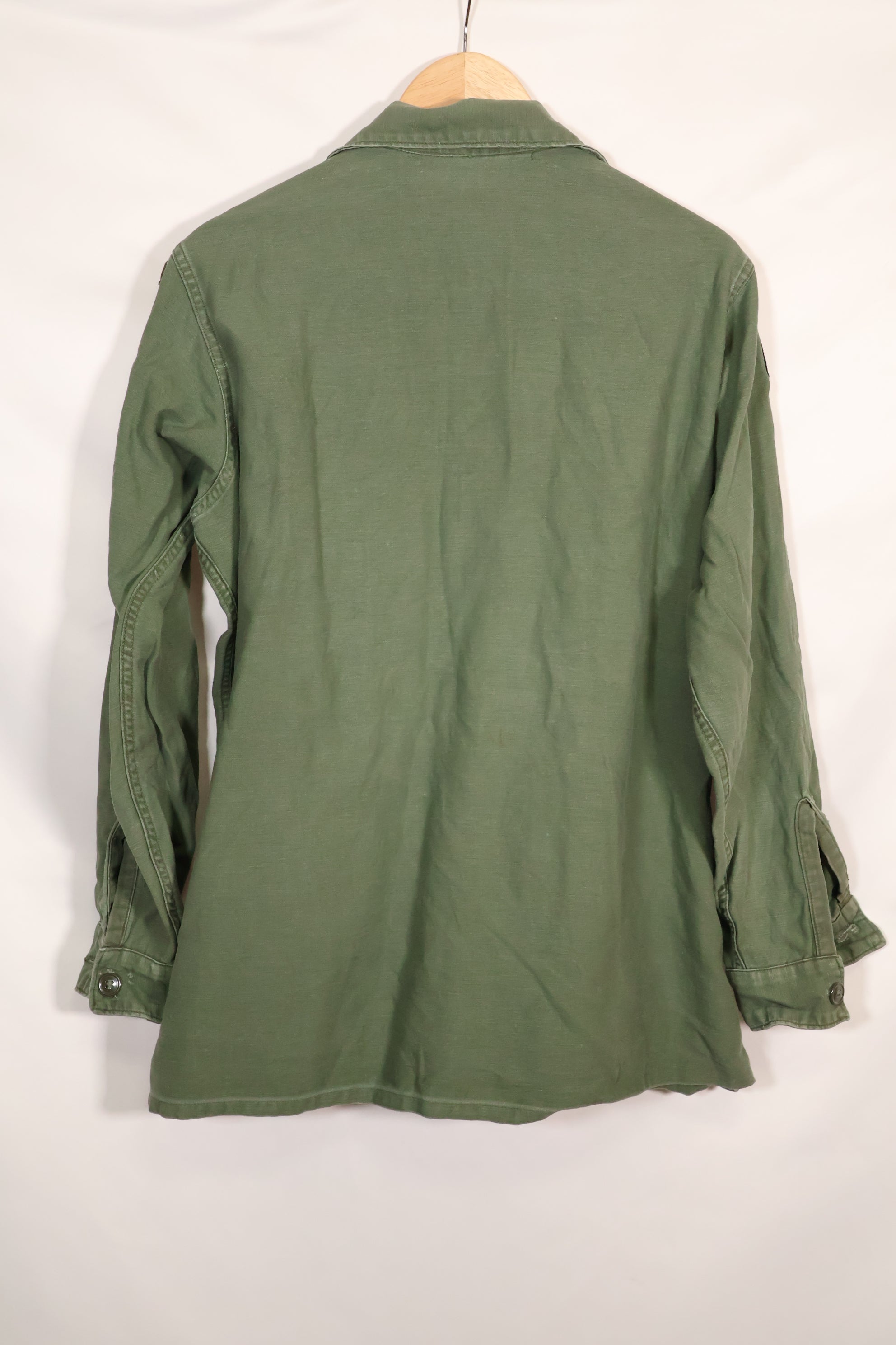 1960年代〜70年代　OG-107　ユーティリティシャツ　アメリカ陸軍　173空挺旅団　所属兵士　中古品
