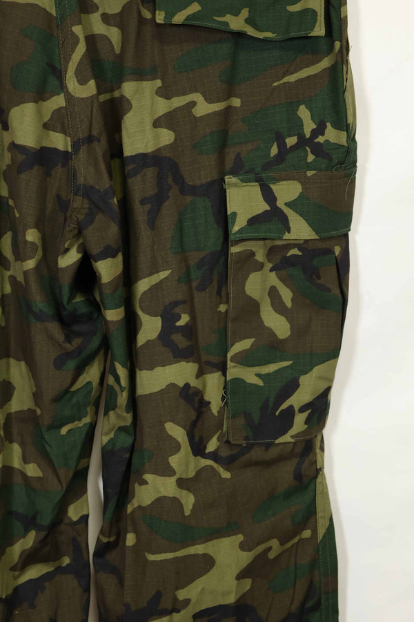 1981年契約　デッドストック　アメリカ軍　ERDL　LCリーフ　ジャングルファティーグパンツ　L-S