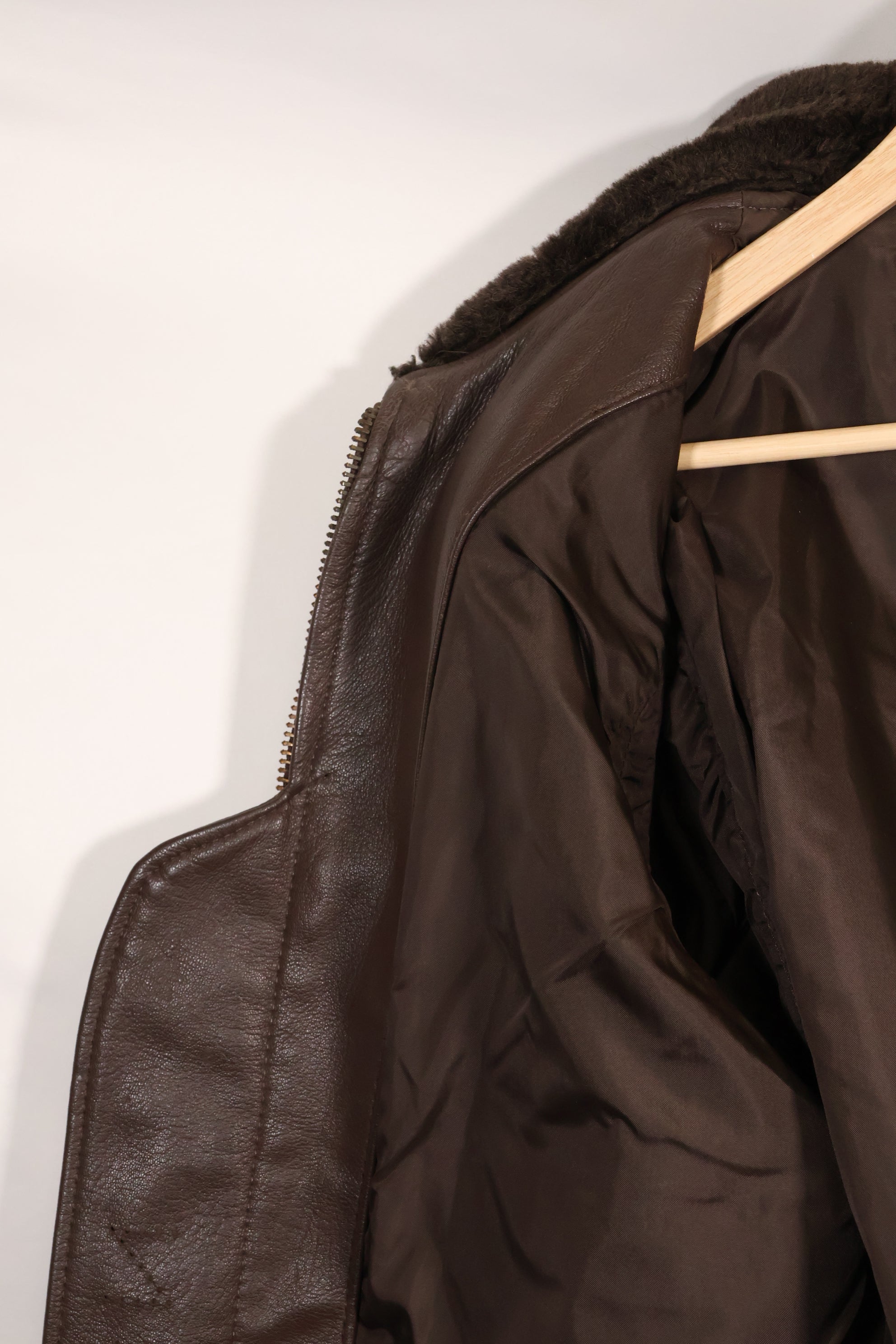 1969年契約　Size 44　アメリカ海軍　G-1　フライトジャケット　大きめサイズ　中古品