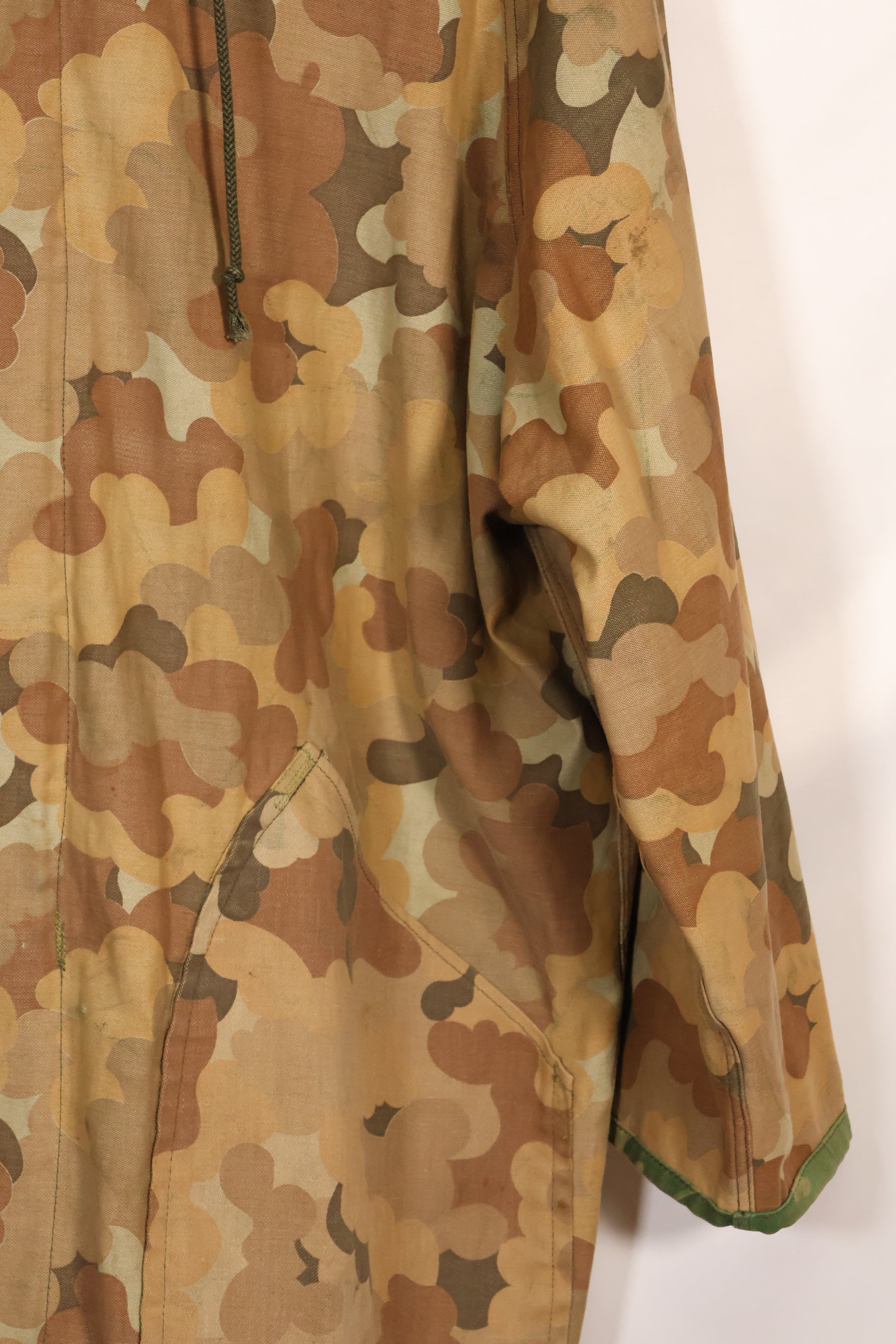 古いレプリカ　アメリカ海兵隊　ミッチェル迷彩　リバーシブル　パーカー　中古品