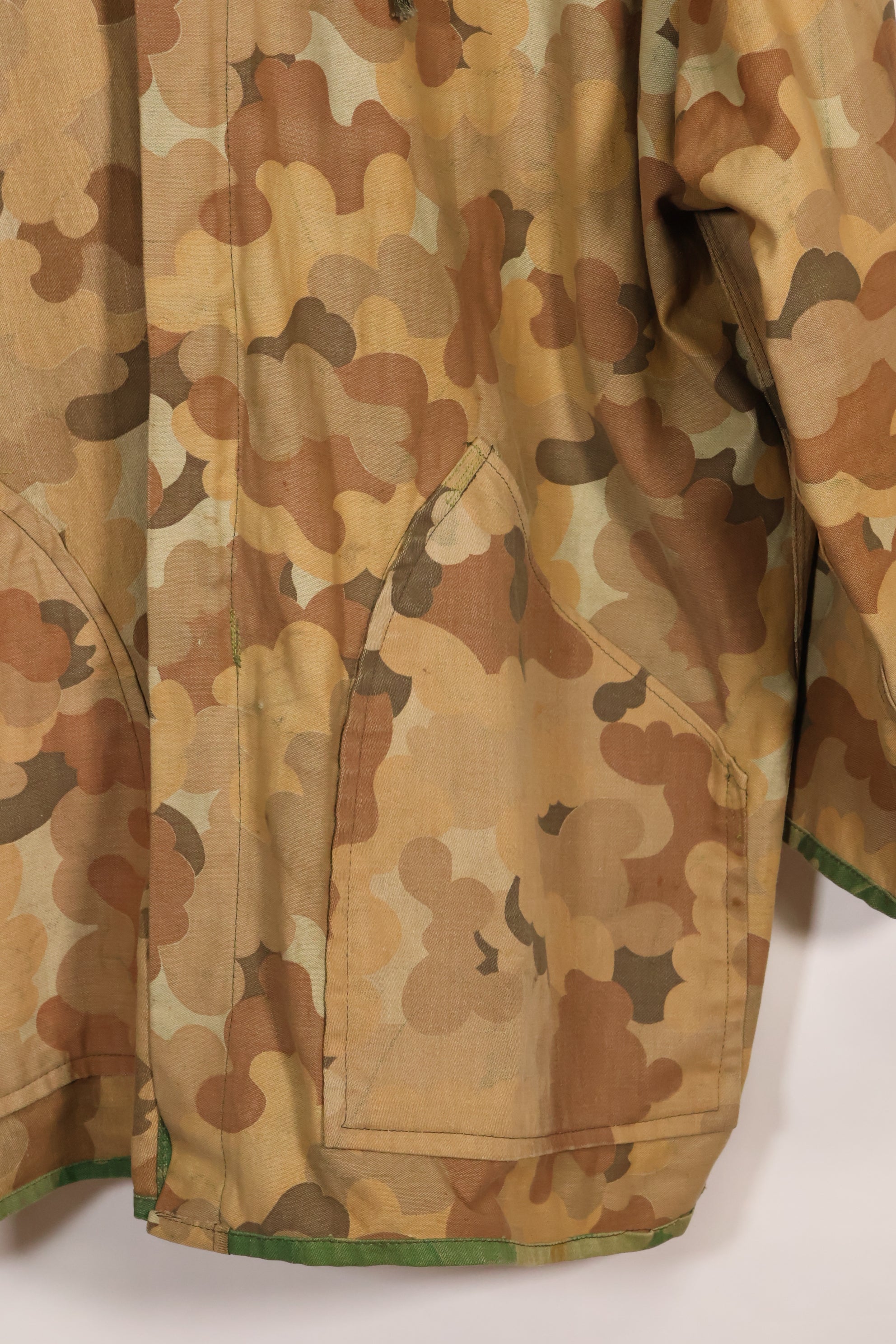 古いレプリカ　アメリカ海兵隊　ミッチェル迷彩　リバーシブル　パーカー　中古品