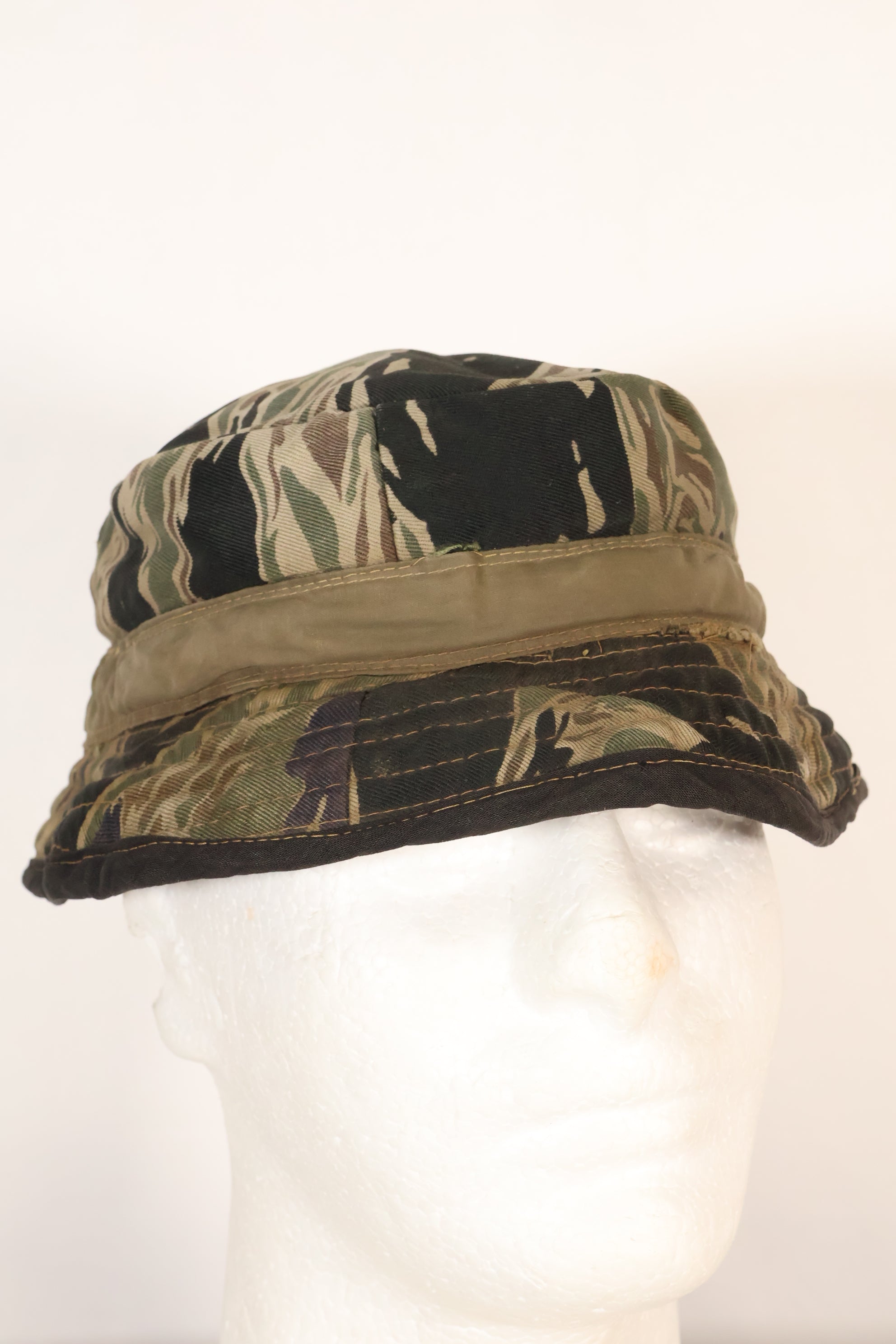 1960年代　シルバータイガーパターン　タイガーストライプ　SOGブーニー  マイクフォース　中古品