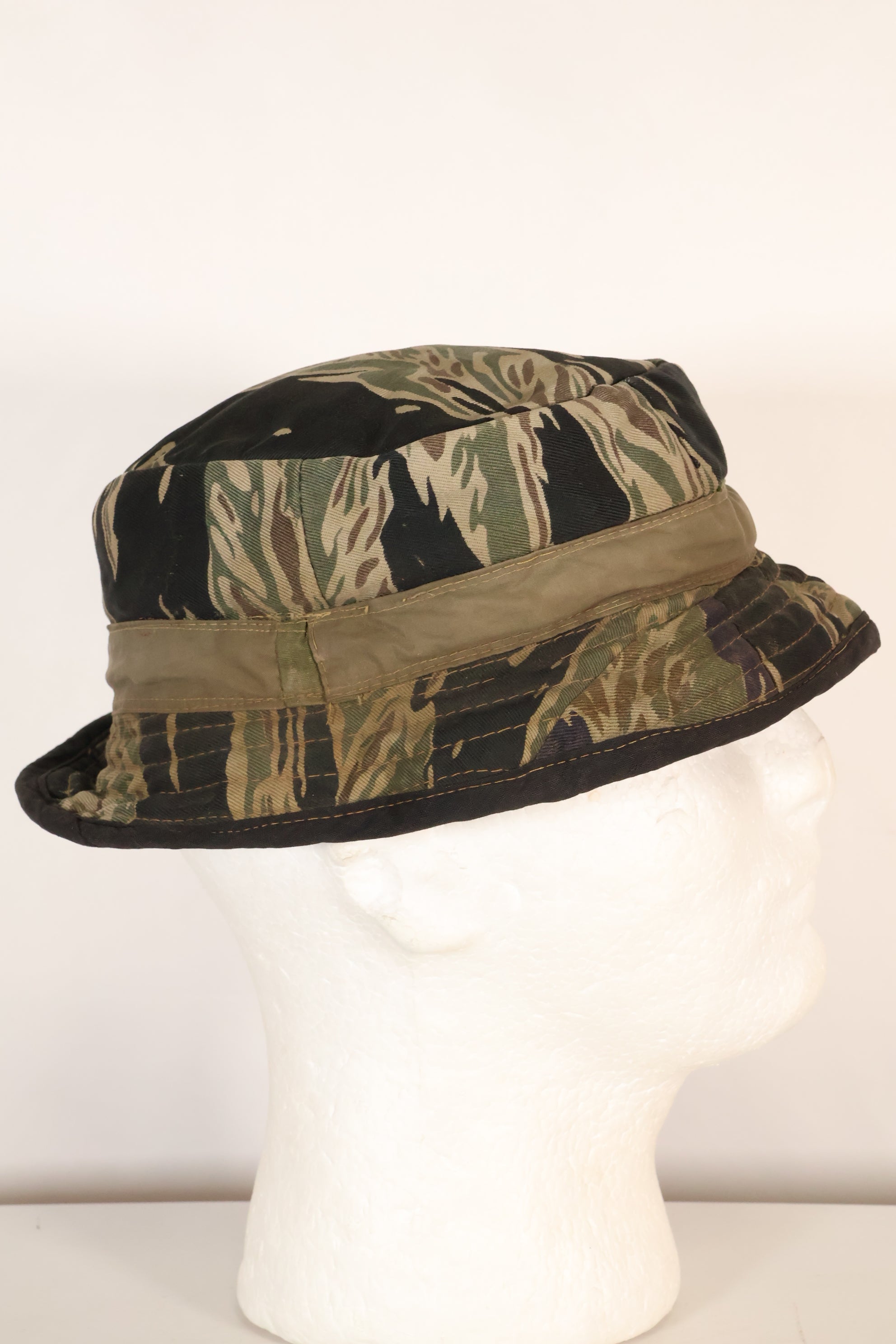 1960年代　シルバータイガーパターン　タイガーストライプ　SOGブーニー  マイクフォース　中古品