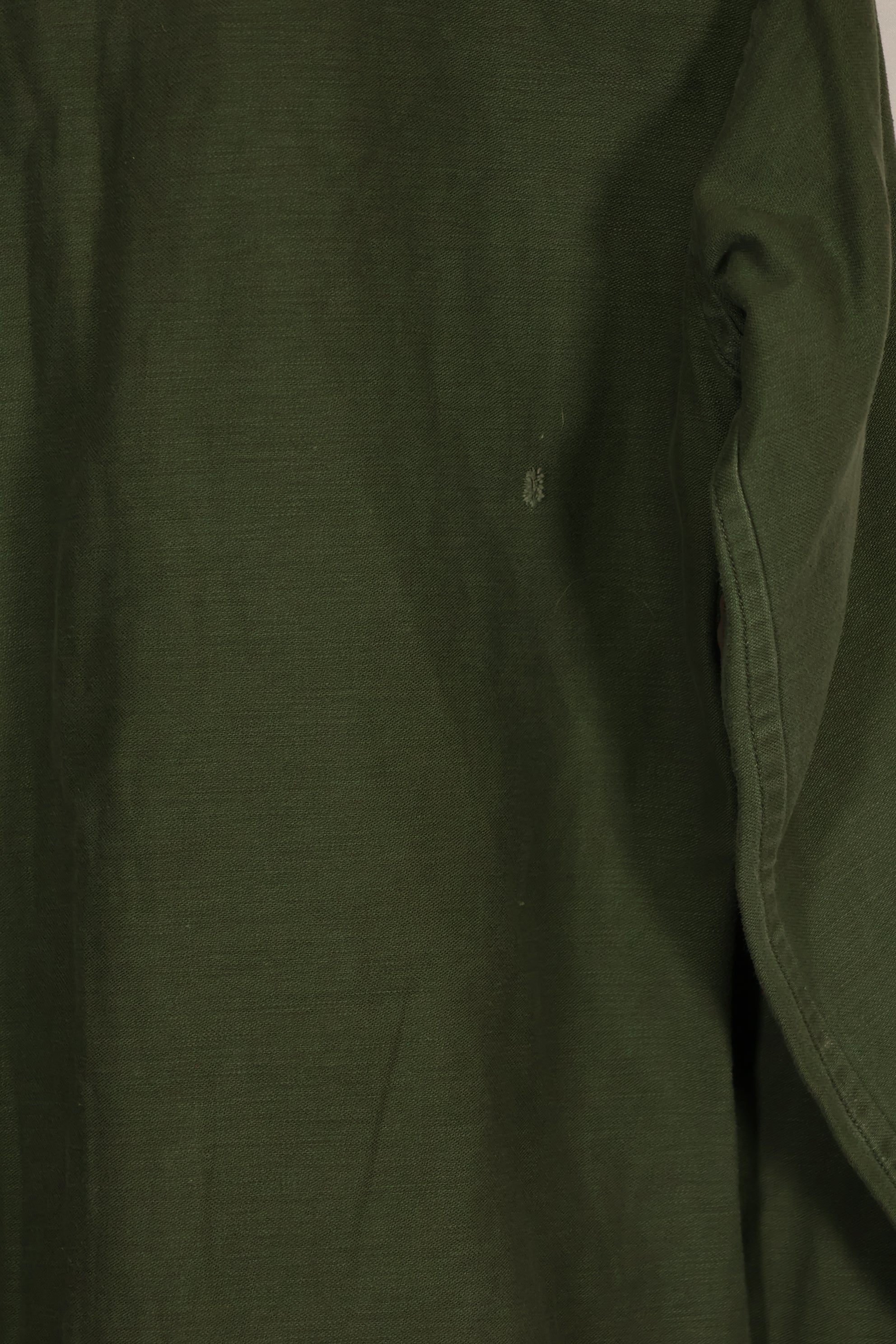 実物　1968年　沖縄製 グリーンベレーSSI付き　OG-107　ユーティリティシャツ　中古品