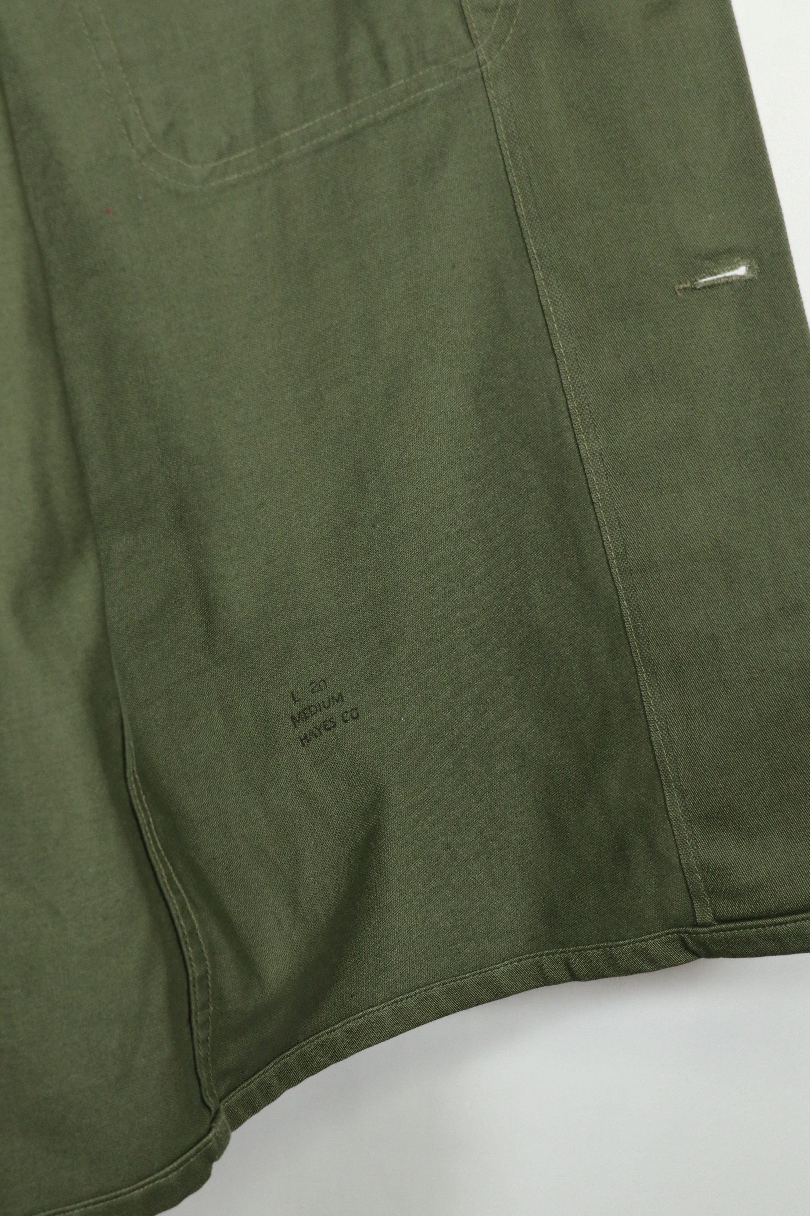 正品全新库存 OG-107 实用衬衫，民用款，M 码