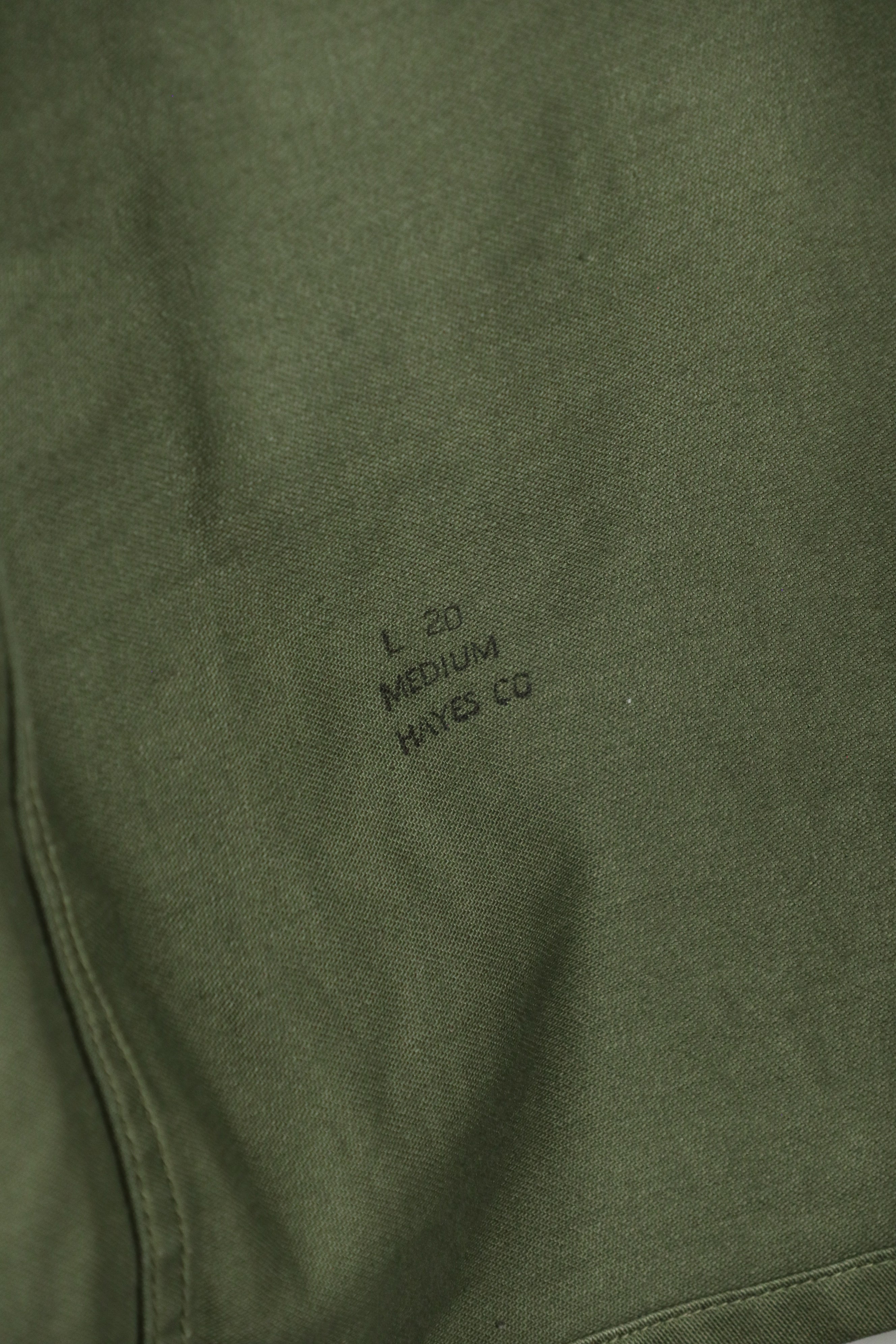 正品全新库存 OG-107 实用衬衫，民用款，M 码