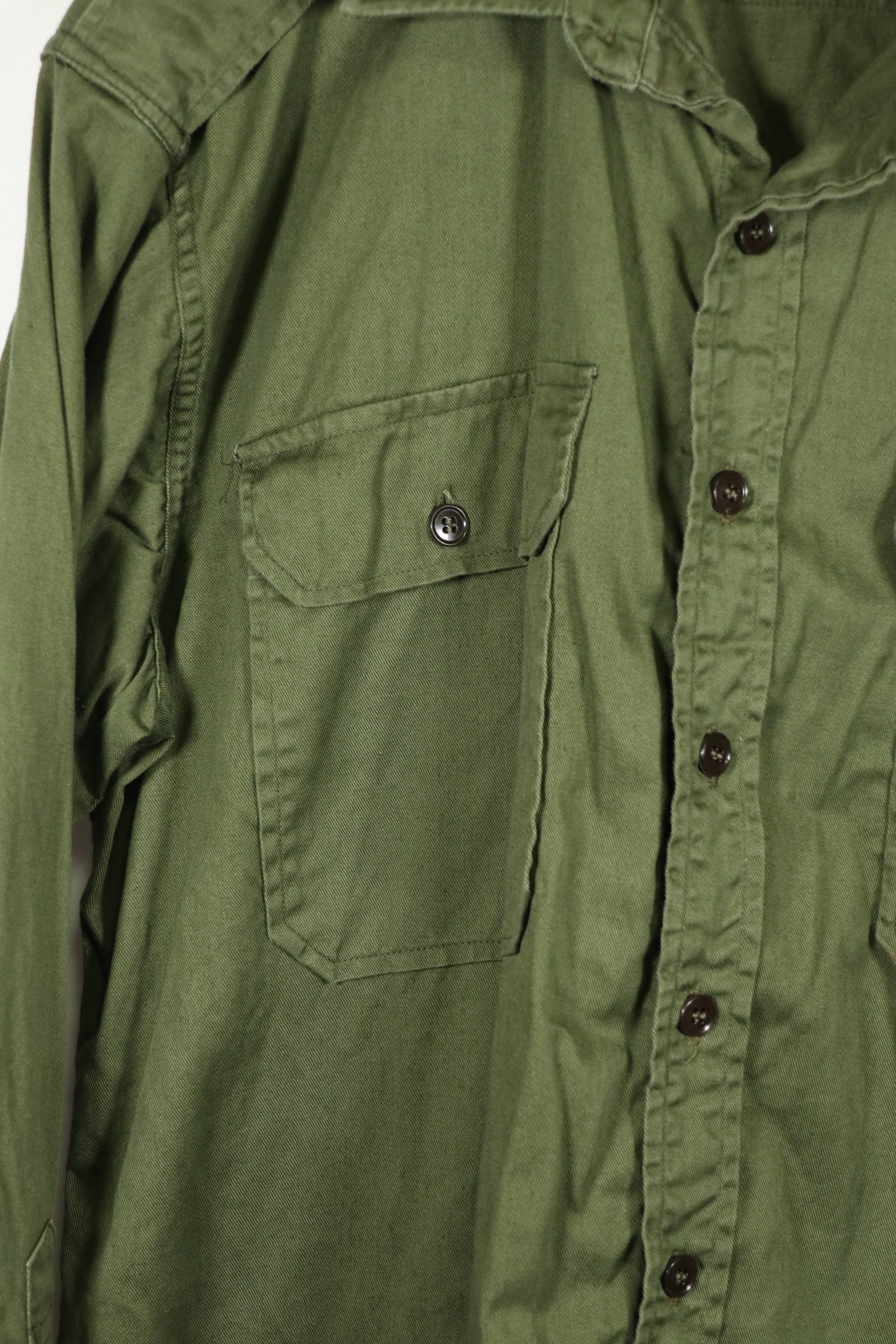 正品1965年澳大利亚陆军军用衬衫，二手