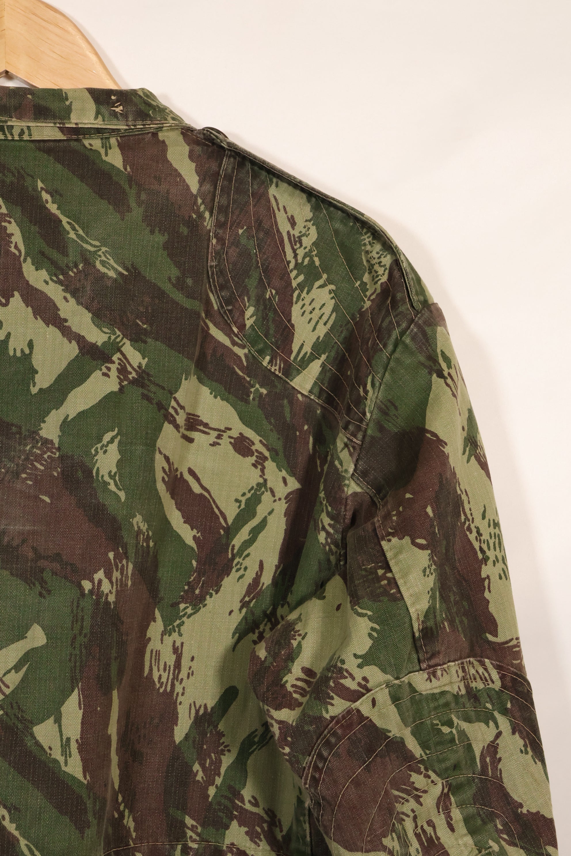 1960年代〜70年代　ポルトガル軍　リザード迷彩　コンバットジャケット　中古品