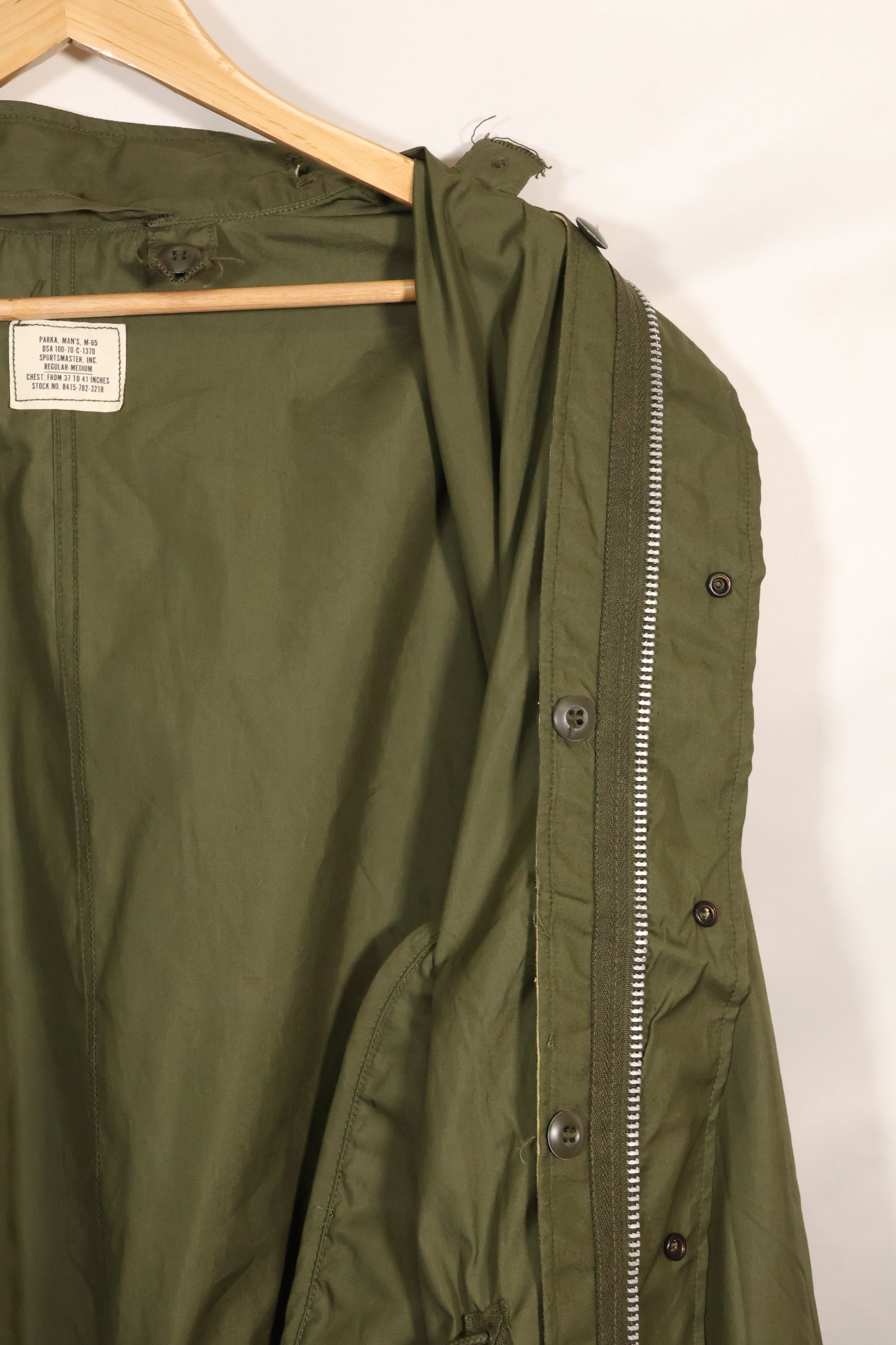 1970年契約　M-R　デッドストック　アメリカ軍　M65　フィールドパーカー　アルミジッパー　長期保管品