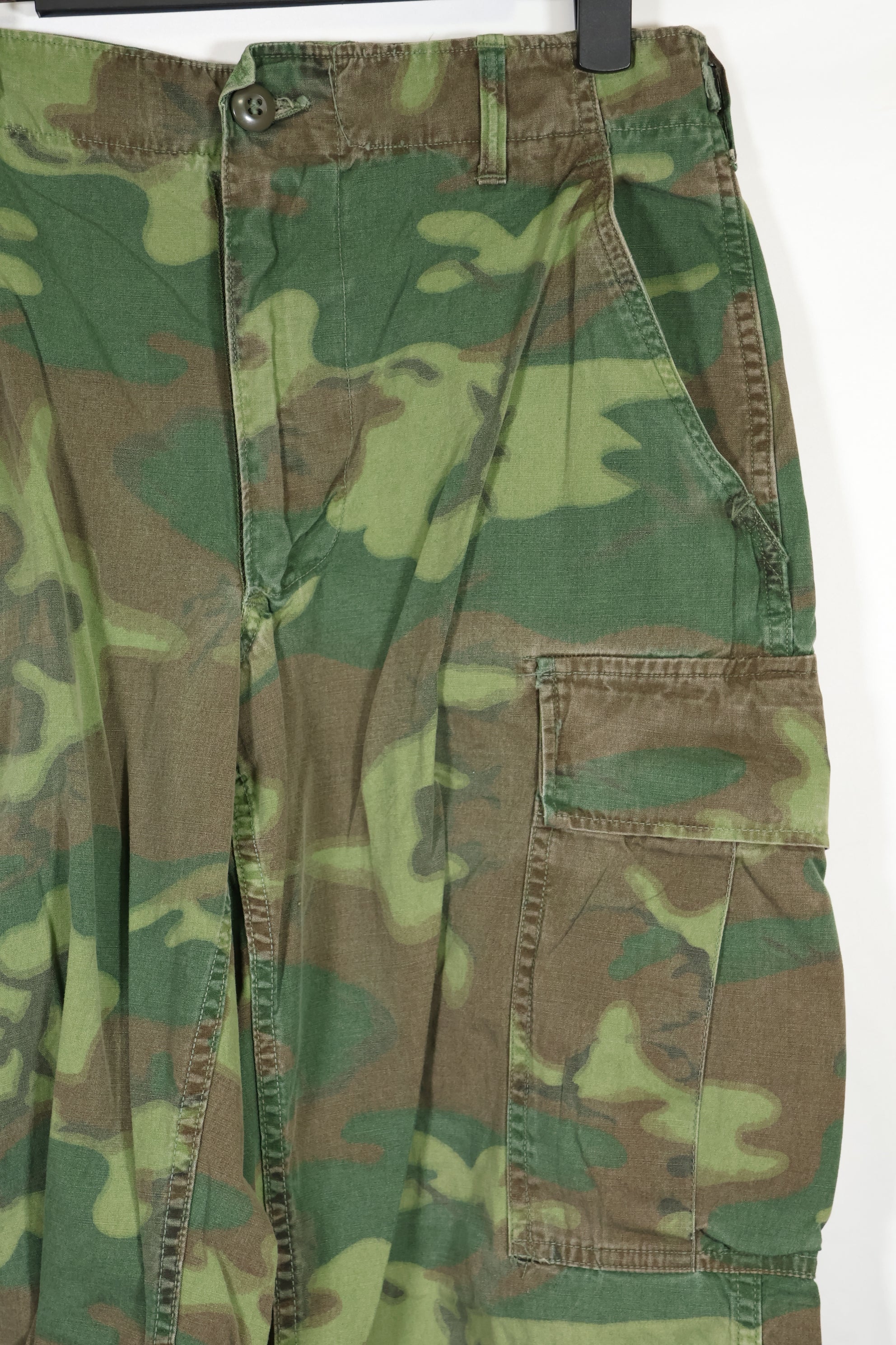 実物　ノンリップストップ生地　ERDL迷彩　パンツ　中古品　退色あり　SMALL-REGULAR