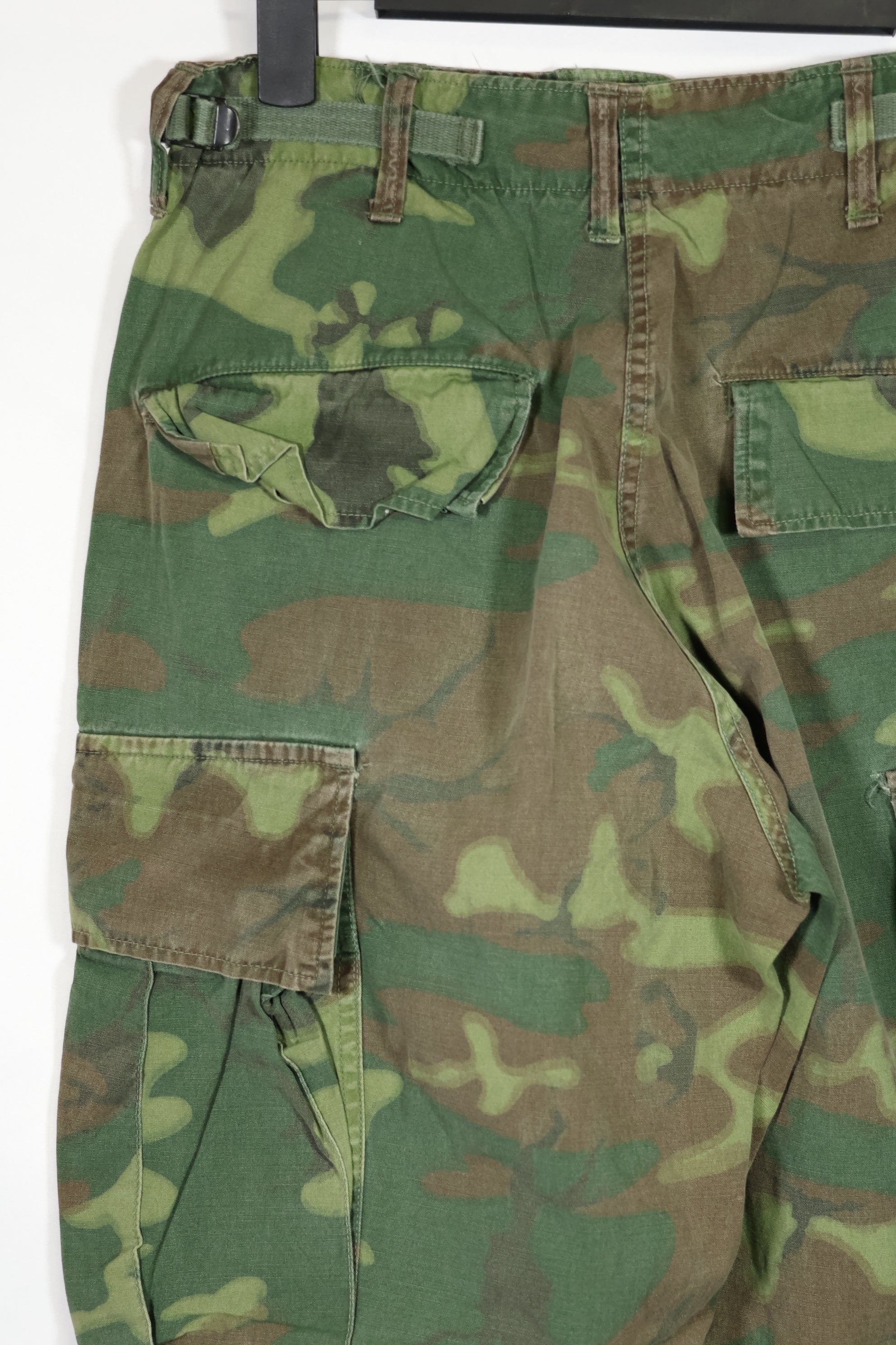 実物　ノンリップストップ生地　ERDL迷彩　パンツ　中古品　退色あり　SMALL-REGULAR
