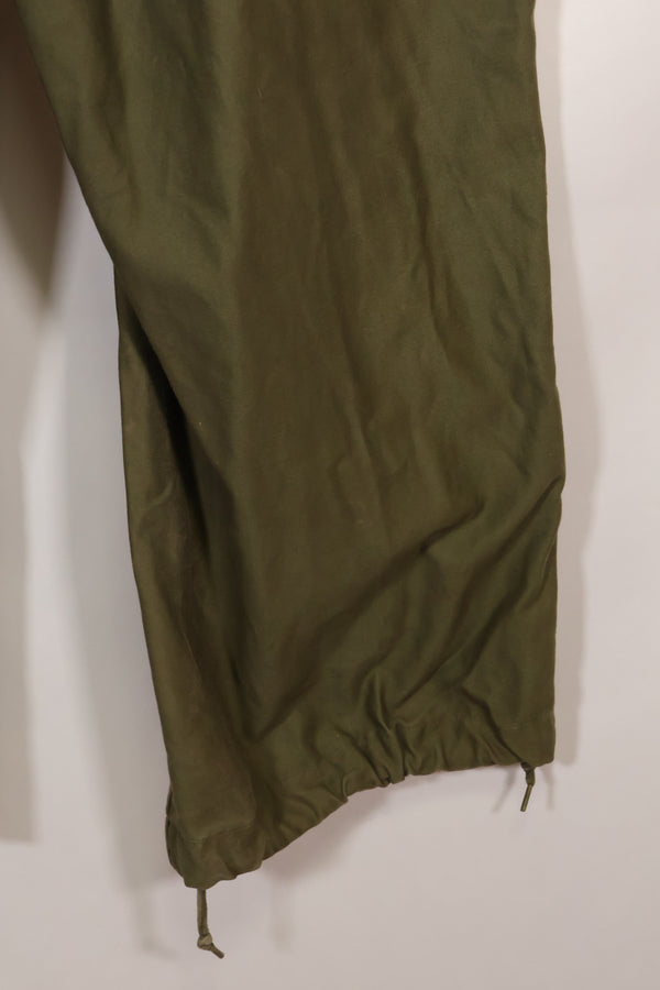 1953年契約　大きめサイズ　アメリカ軍　M-1951　フィールドパンツ　カーゴパンツ　中古品