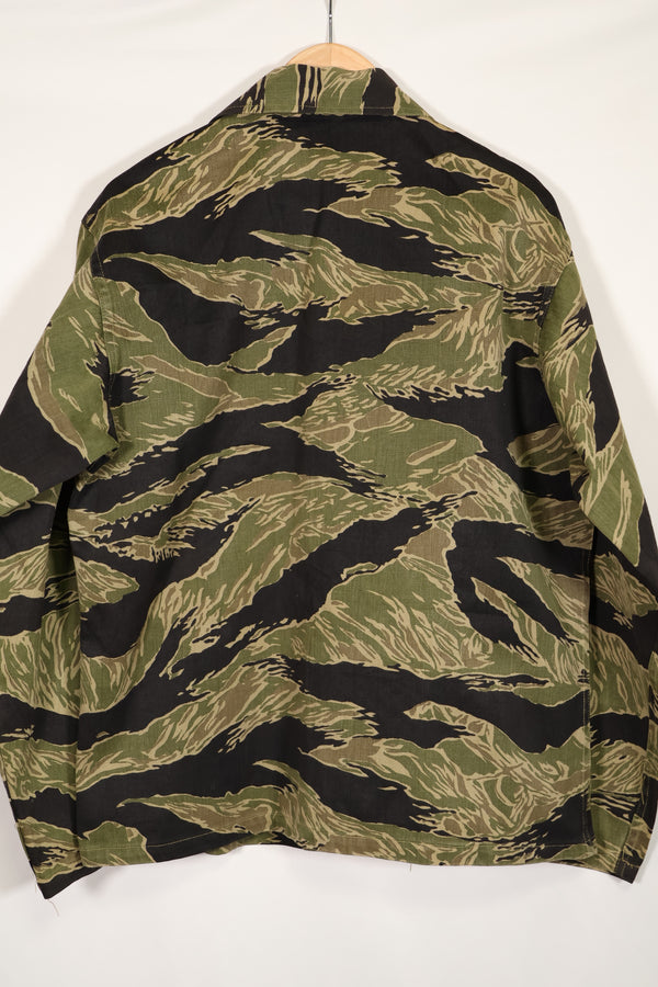 実物　沖縄タイガー　タイガーストライプ　シャツ　テイラーメイドカット　中古品