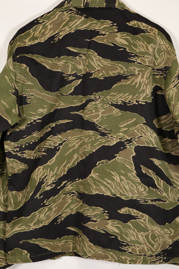 実物　沖縄タイガー　タイガーストライプ　シャツ　テイラーメイドカット　中古品