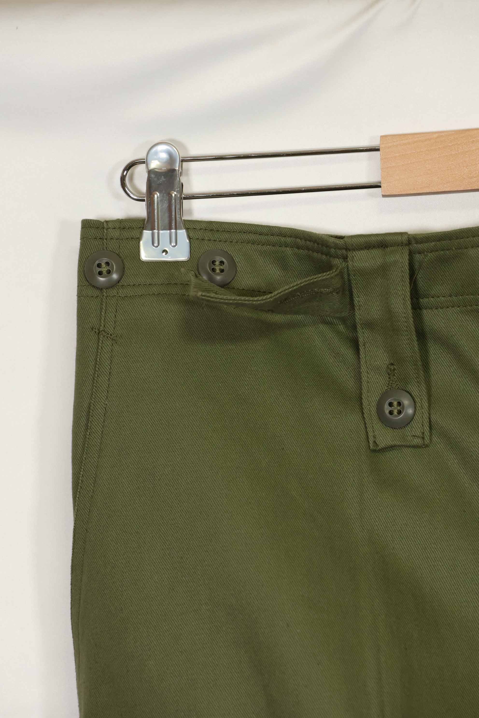 1969 年澳大利亚陆军全新库存橄榄绿作战裤，未使用过。