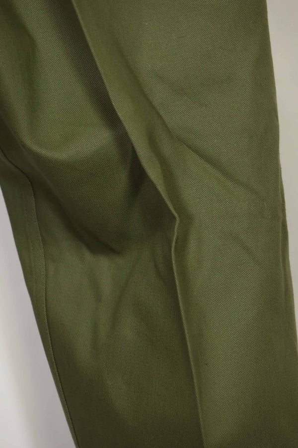 1969 年澳大利亚陆军全新库存橄榄绿作战裤，未使用过。