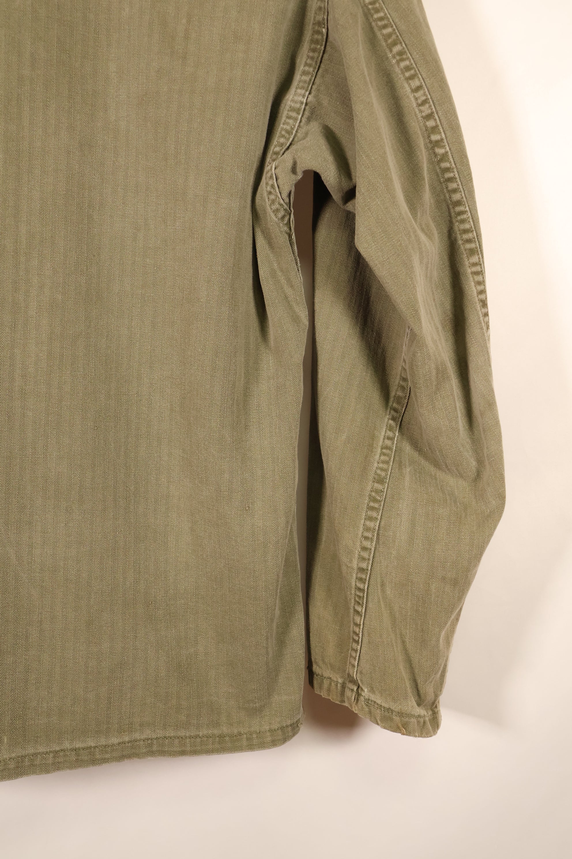 1940年代後半〜50年代　アメリカ陸軍　M-47 HBT　ユーティリティシャツ　パッチ付　中古品