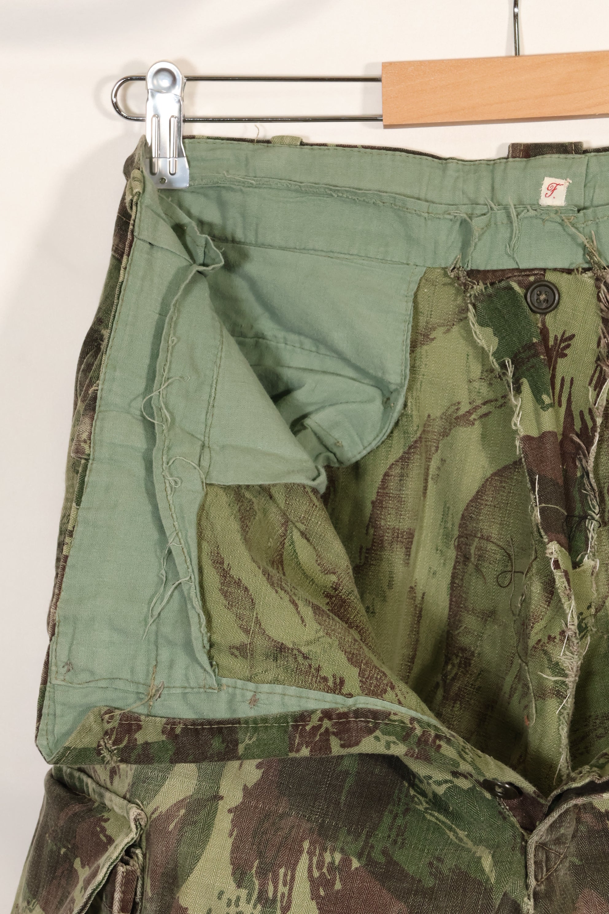 1960年代〜70年代　ポルトガル軍　リザード迷彩　カーゴパンツ　中古品