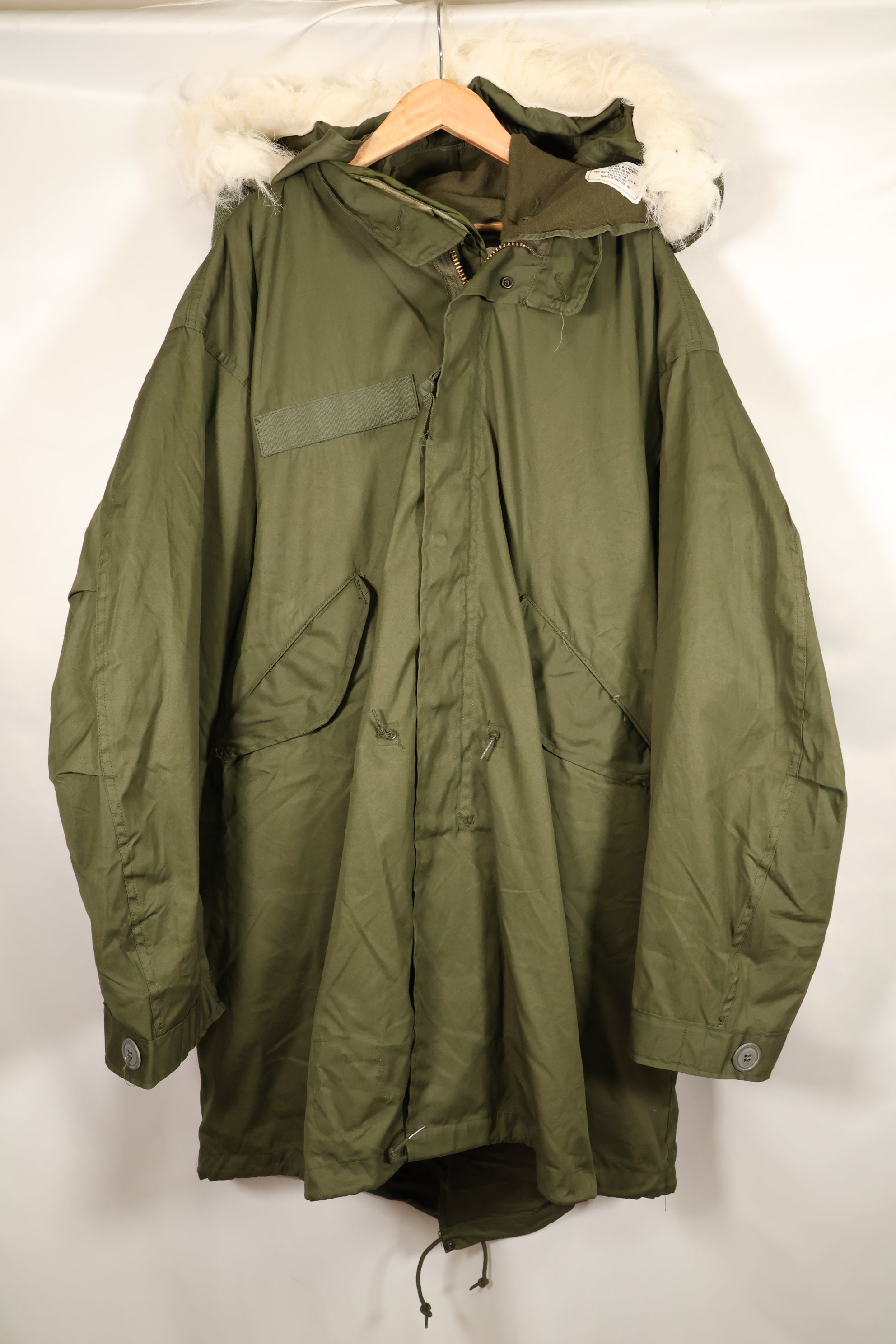 1973 Contract & 1983 Contract Hood M-R M65 Field Hoodie Fishtail Hoodie, almost unused.