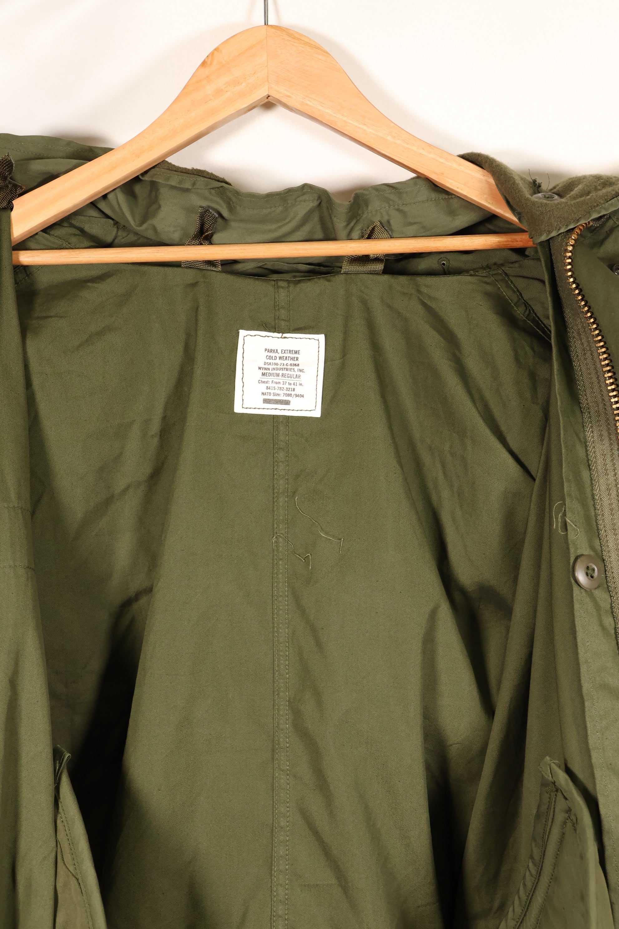 1973 Contract & 1983 Contract Hood M-R M65 Field Hoodie Fishtail Hoodie, almost unused.