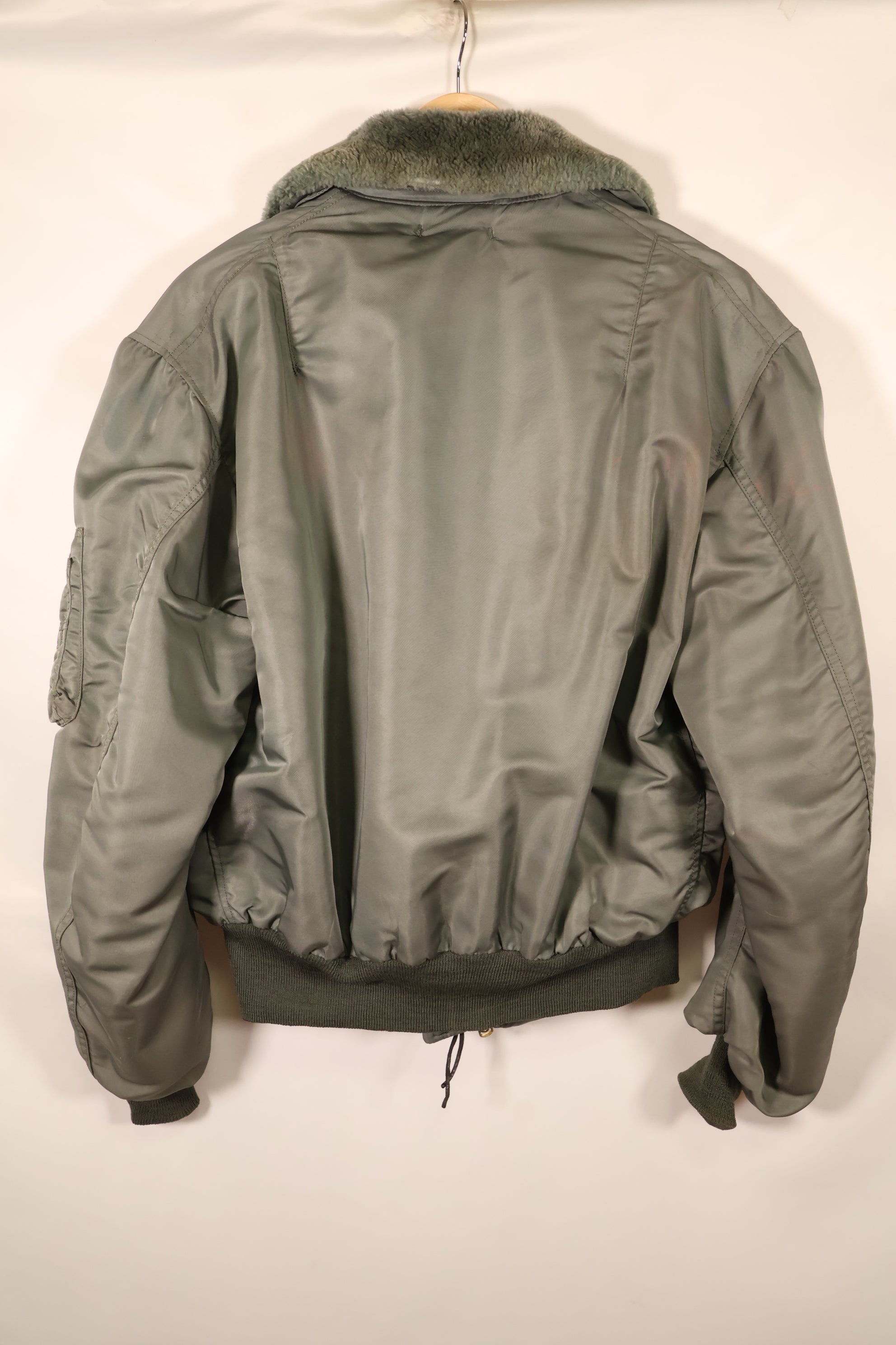 Early 1950s; Estimated size: LARGE or approximately 44; U.S. Air Force; B-15D; Intermediate Flight Jacket; Used