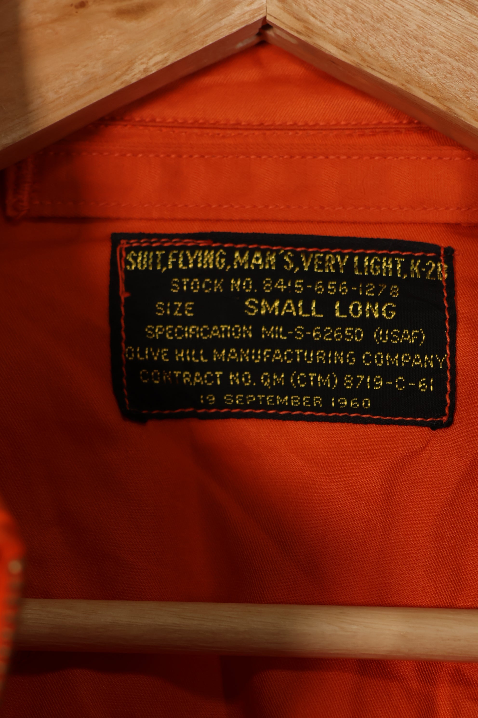 実物　1961年製　アメリカ空軍　USAF K2-B　未使用品　レスキューオレンジ色