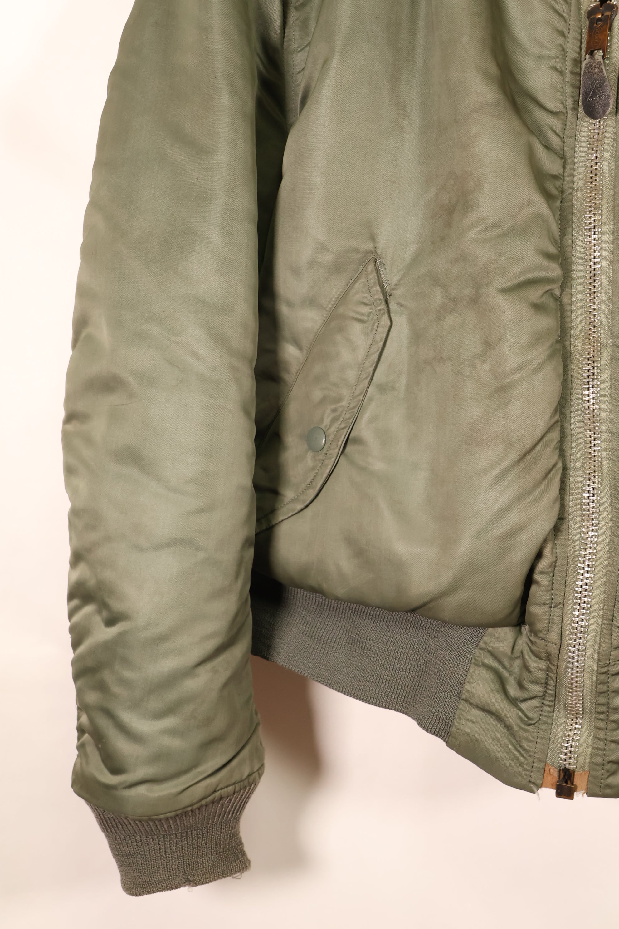 1970 Contract, MEDIUM, U.S. Air Force (USAF), MA-1 Flight Jacket, Good Condition, Used