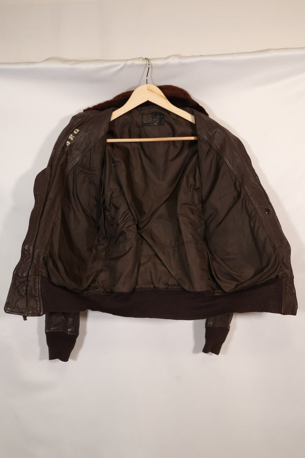 1960年代初頭ロット　サイズ 40 アメリカ海兵隊 G-1 UGLY ANGENLS フライトジャケット　中古品