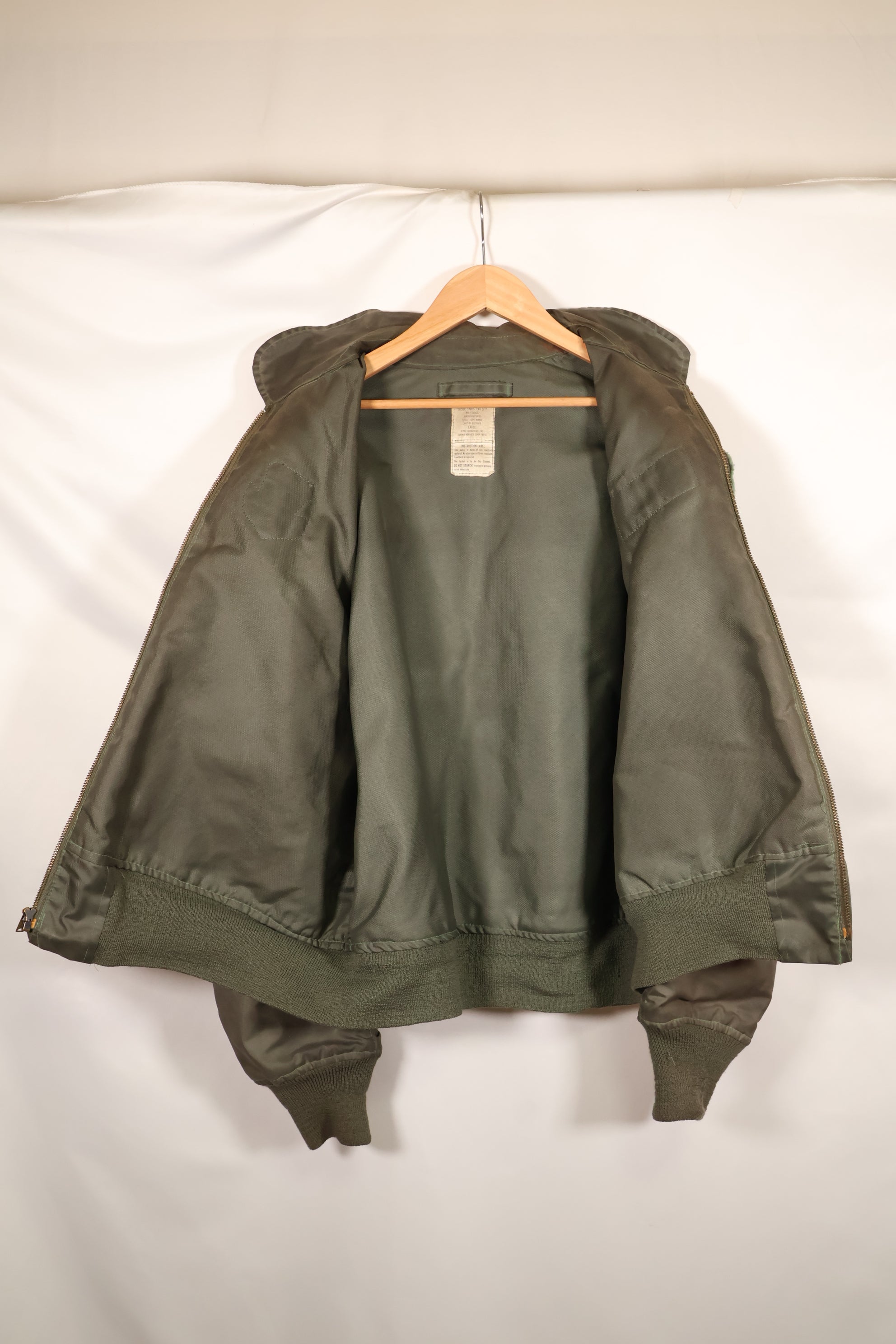 1988年美国空军CWU-36P飞行夹克，浅色，二手，合同编号：L