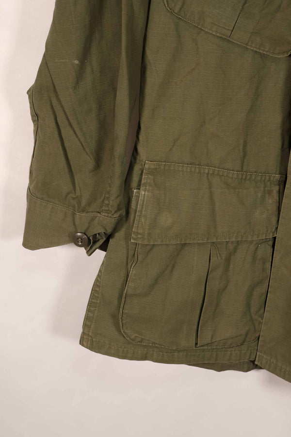 正品 1968 年第四款丛林迷彩夹克，短袖，二手