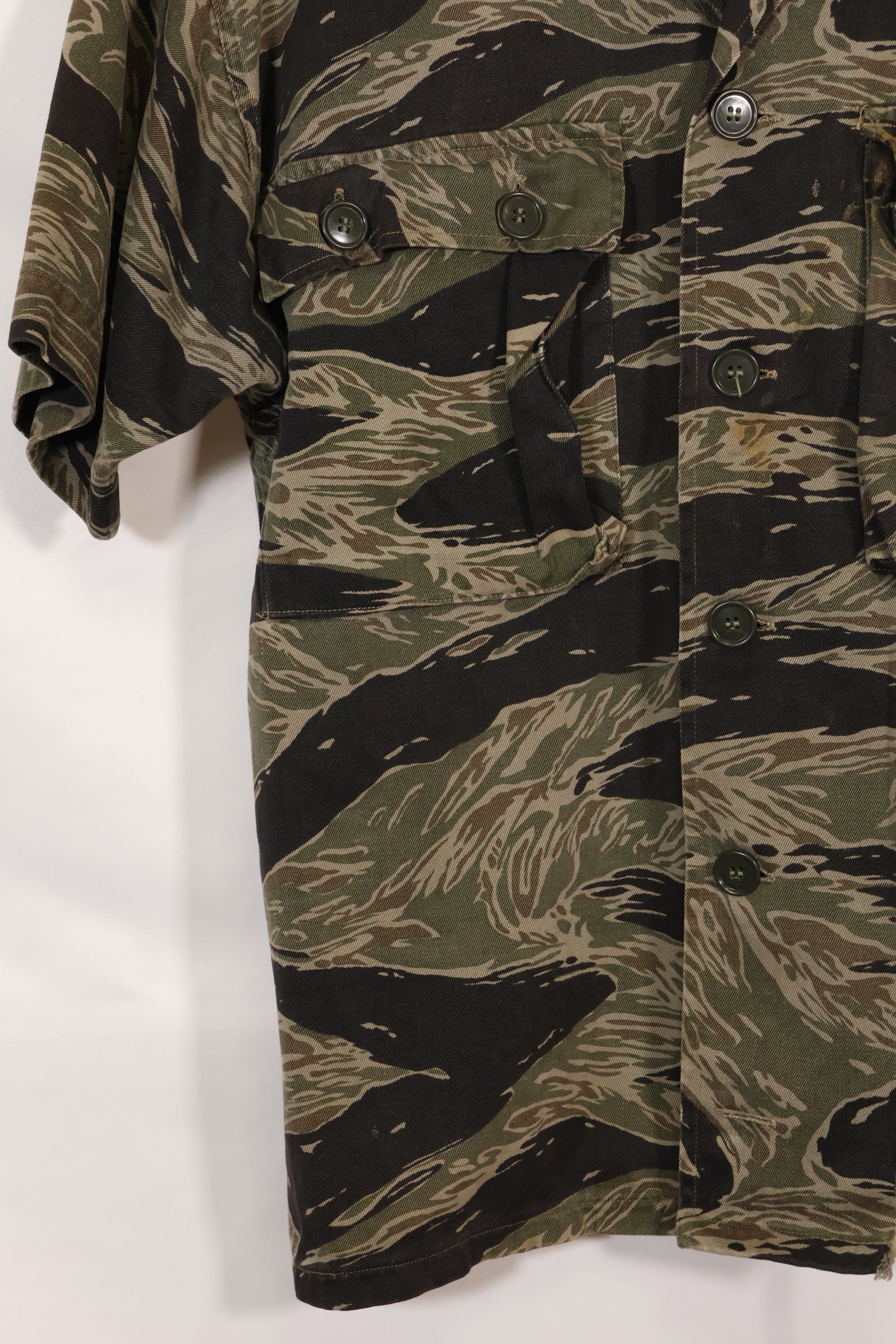 1960年代　US-L　シルバータイガーストライプ　USカットシャツ　半袖カスタム　破れあり