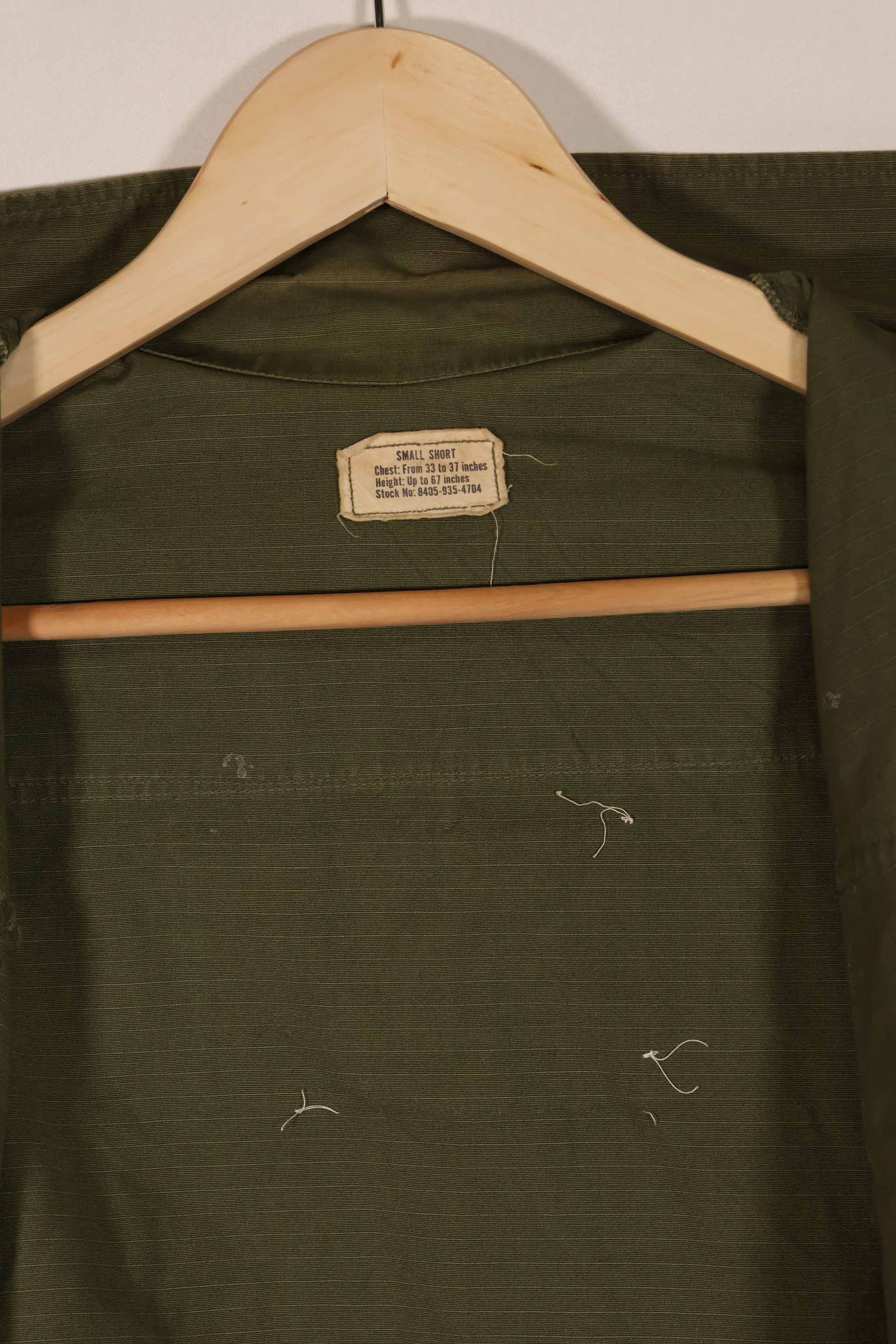 正品 1968 年第四款丛林迷彩夹克，短袖，二手