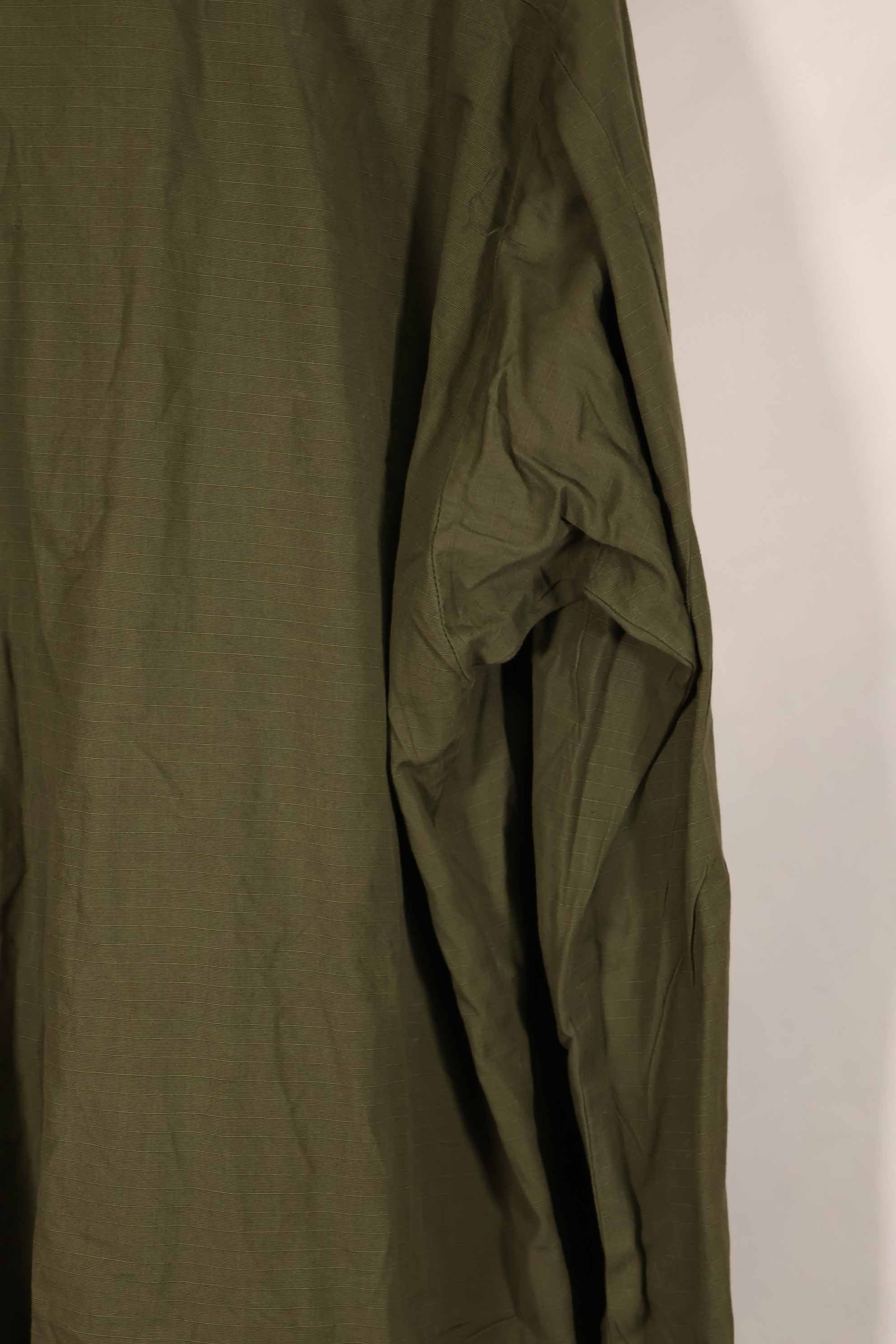 正品 1969 年第四版丛林迷彩夹克，LL 码，带陆军臂章，二手