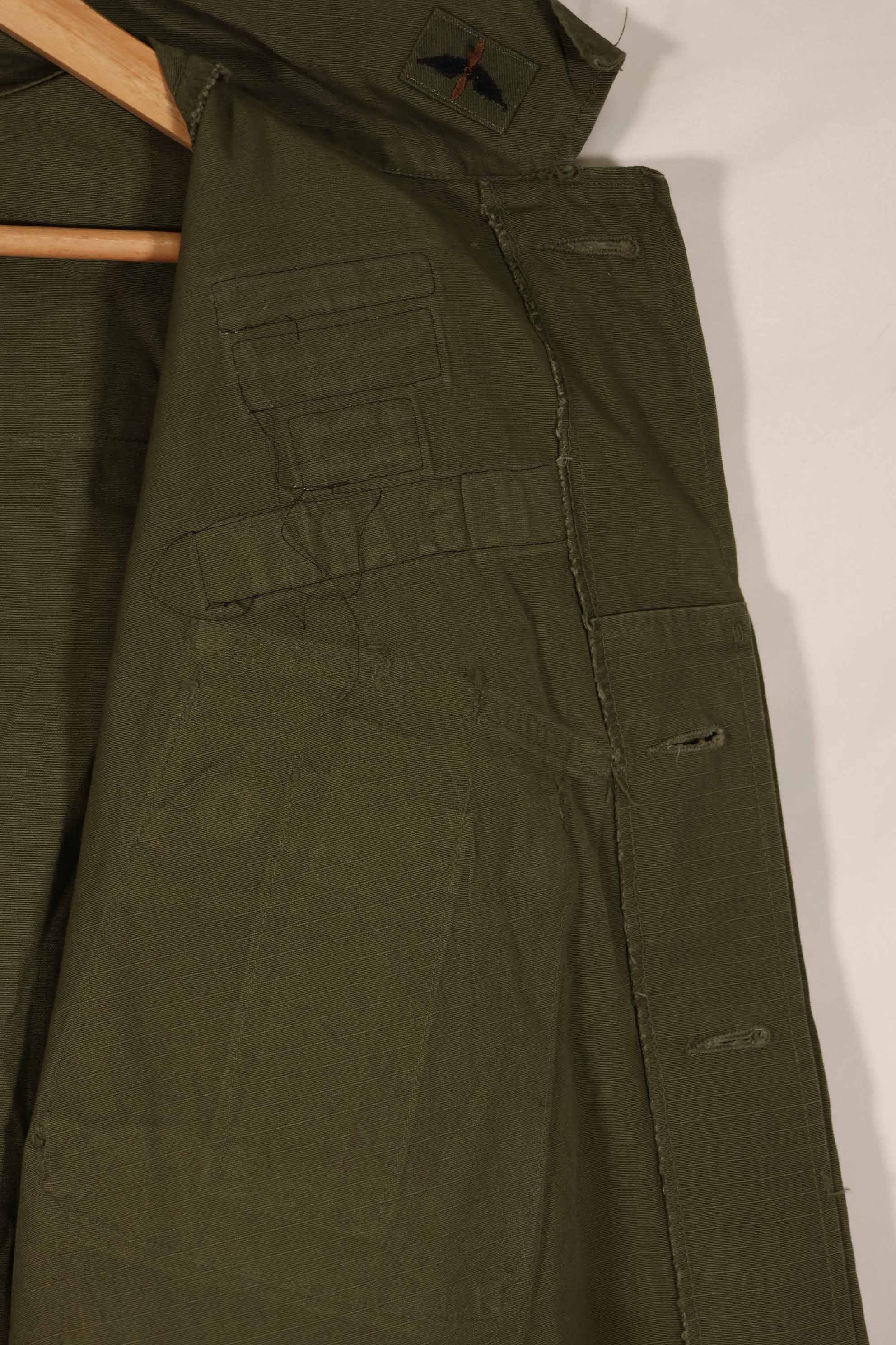 正品 1969 年第四版丛林迷彩夹克，LL 码，带陆军臂章，二手