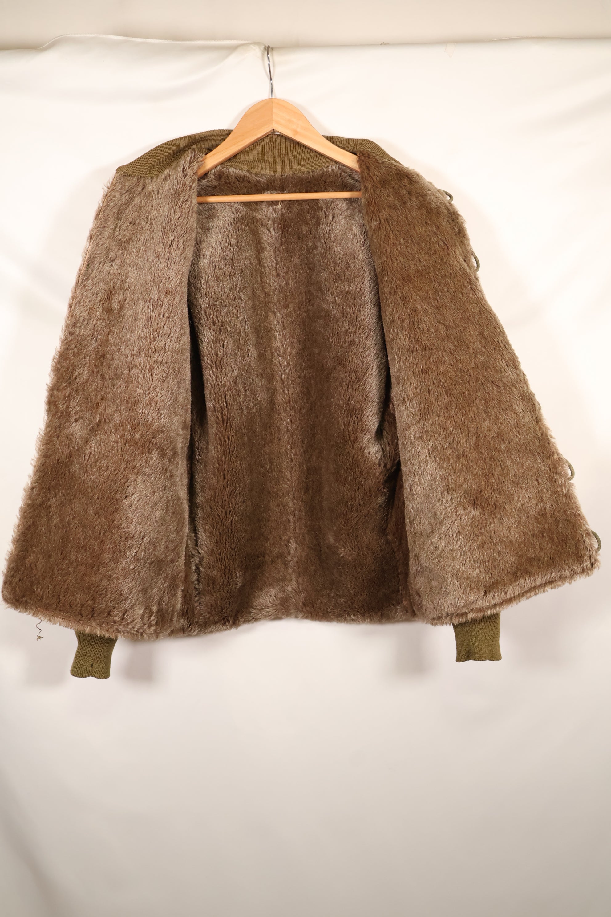 1940 年代二战 M-43 野战夹克，带保暖衬里，使用过。