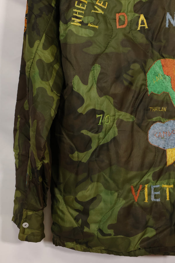 1970-71年　大きめサイズ　ベトナム戦争　迷彩ポンチョ製　ツアージャケット　DA NANG　中古品