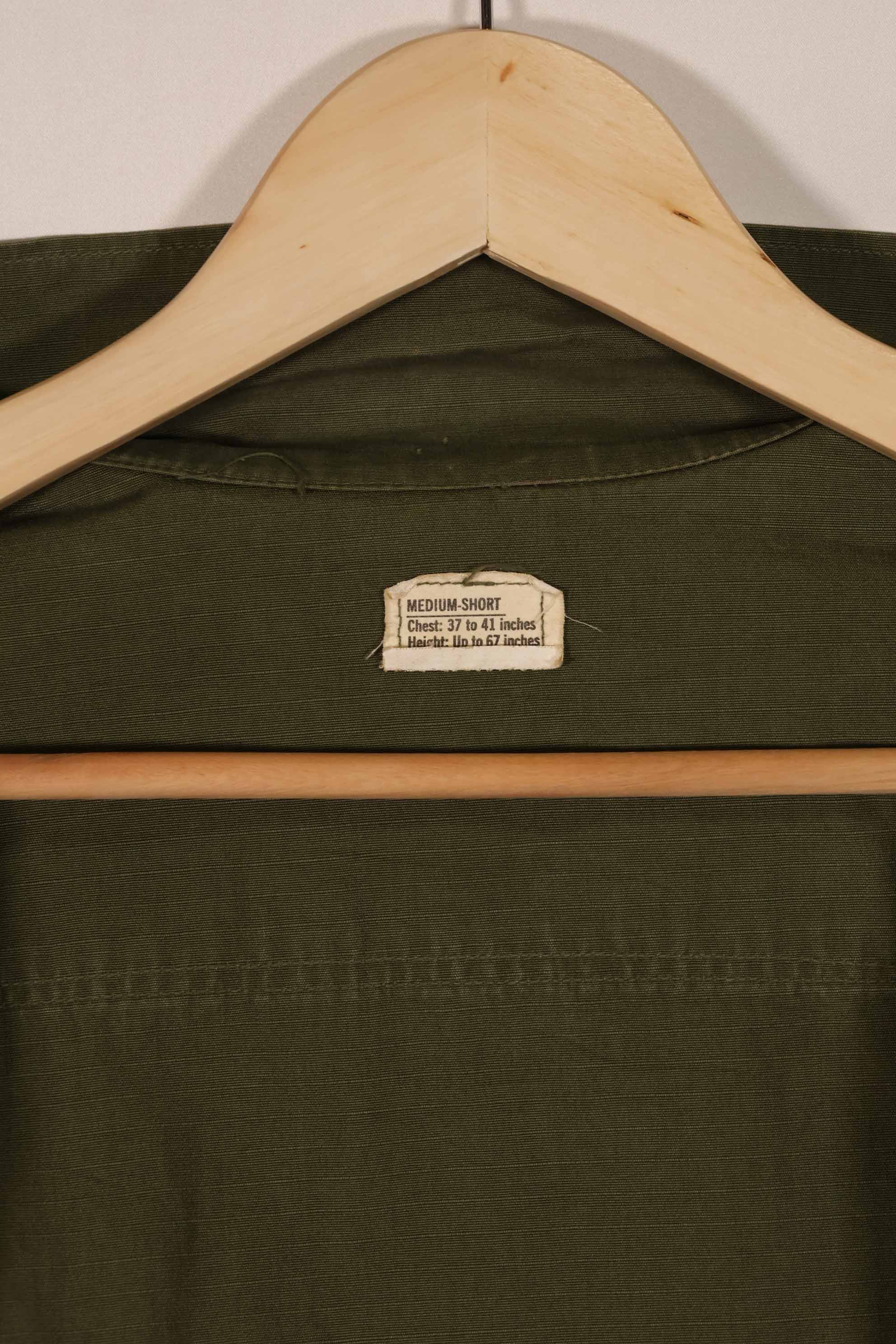 実物　1970年製　4th Model ジャングルファティーグ　ジャケット　M-S　パッチ跡有　中古品