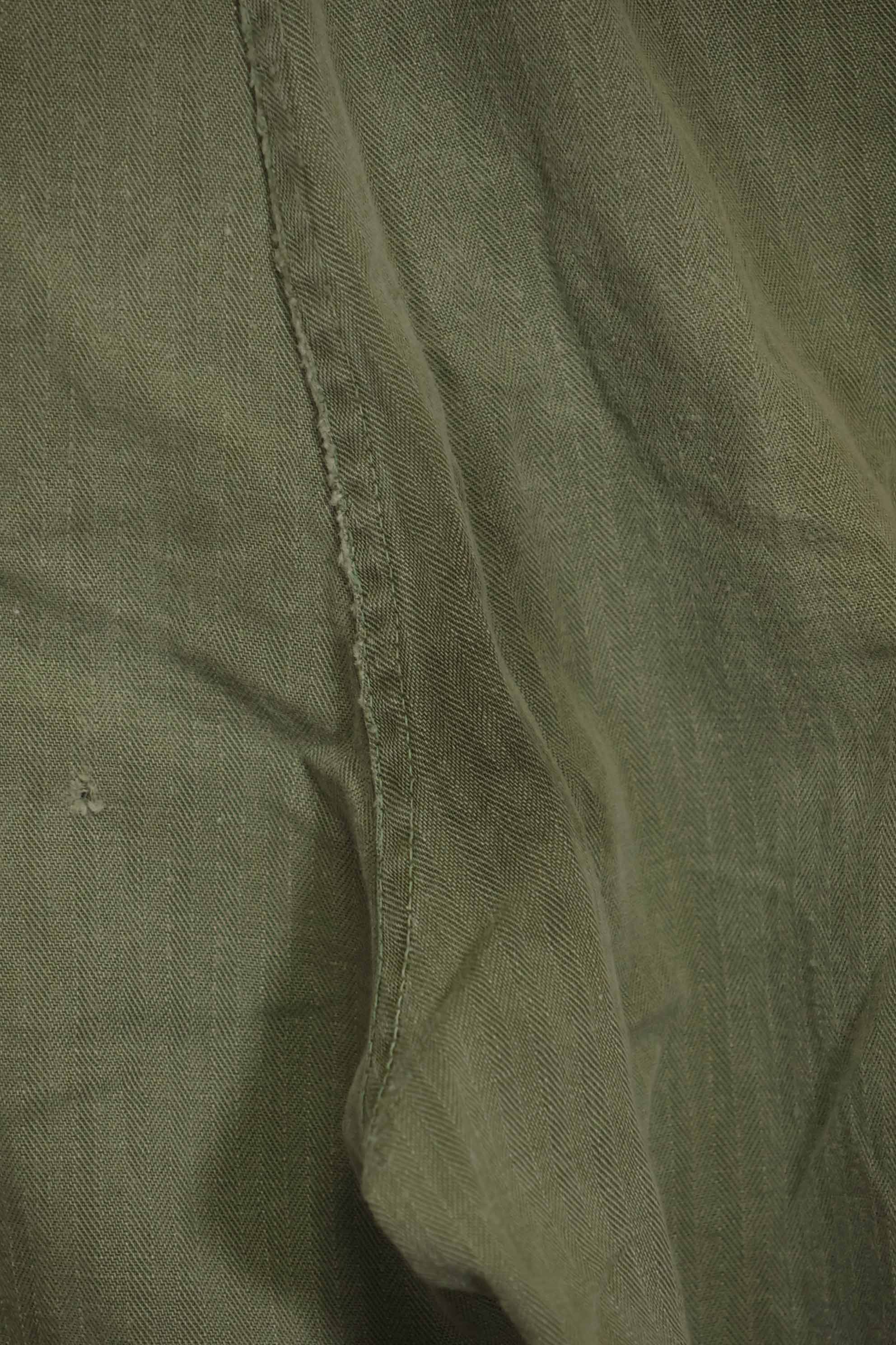 1940年代　アメリカ陸軍　HBT ユーティリティパンツ　大きめサイズ　傷あり　中古品